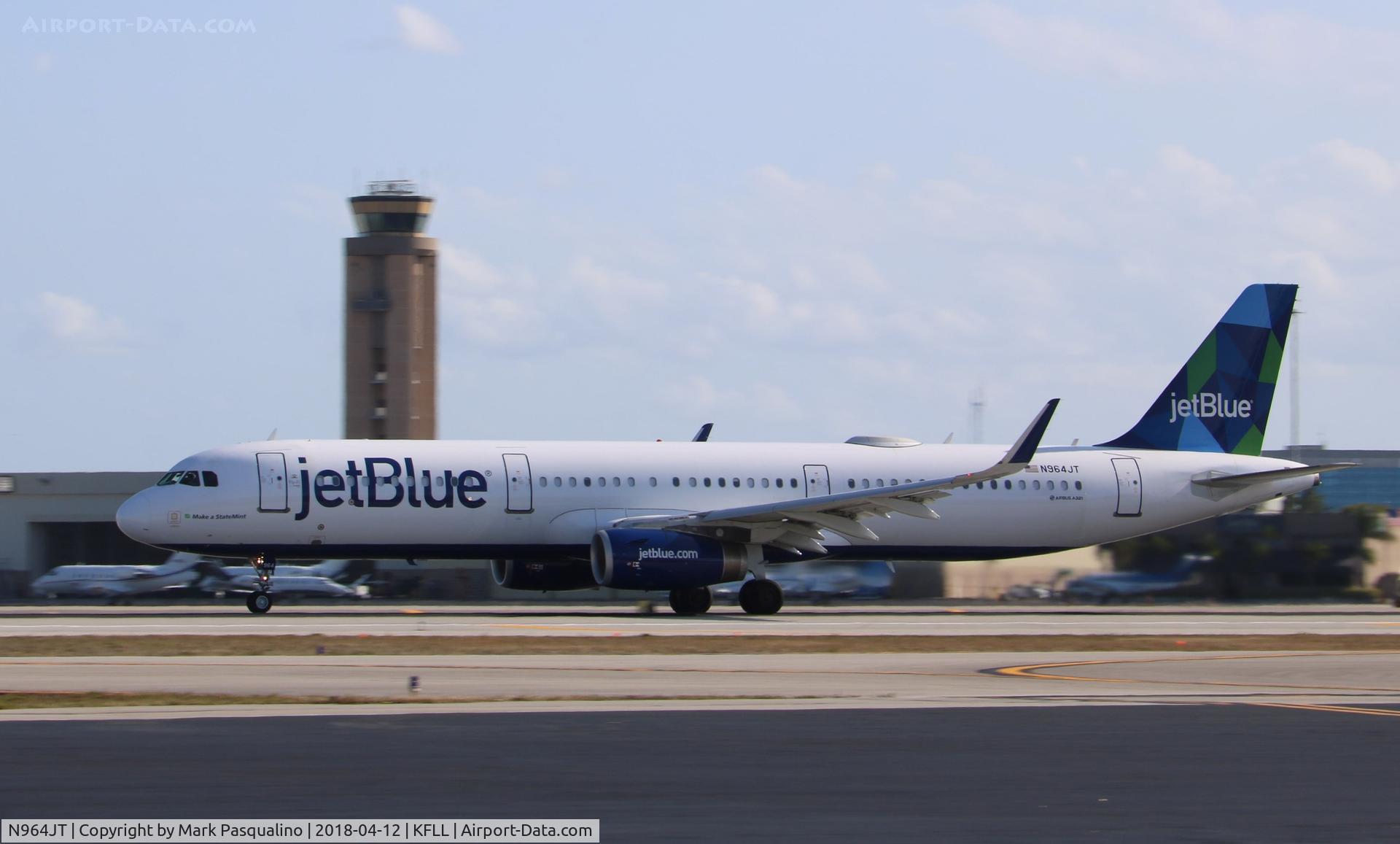 N964JT, 2016 Airbus A321-231 C/N 7018, Airbus A321