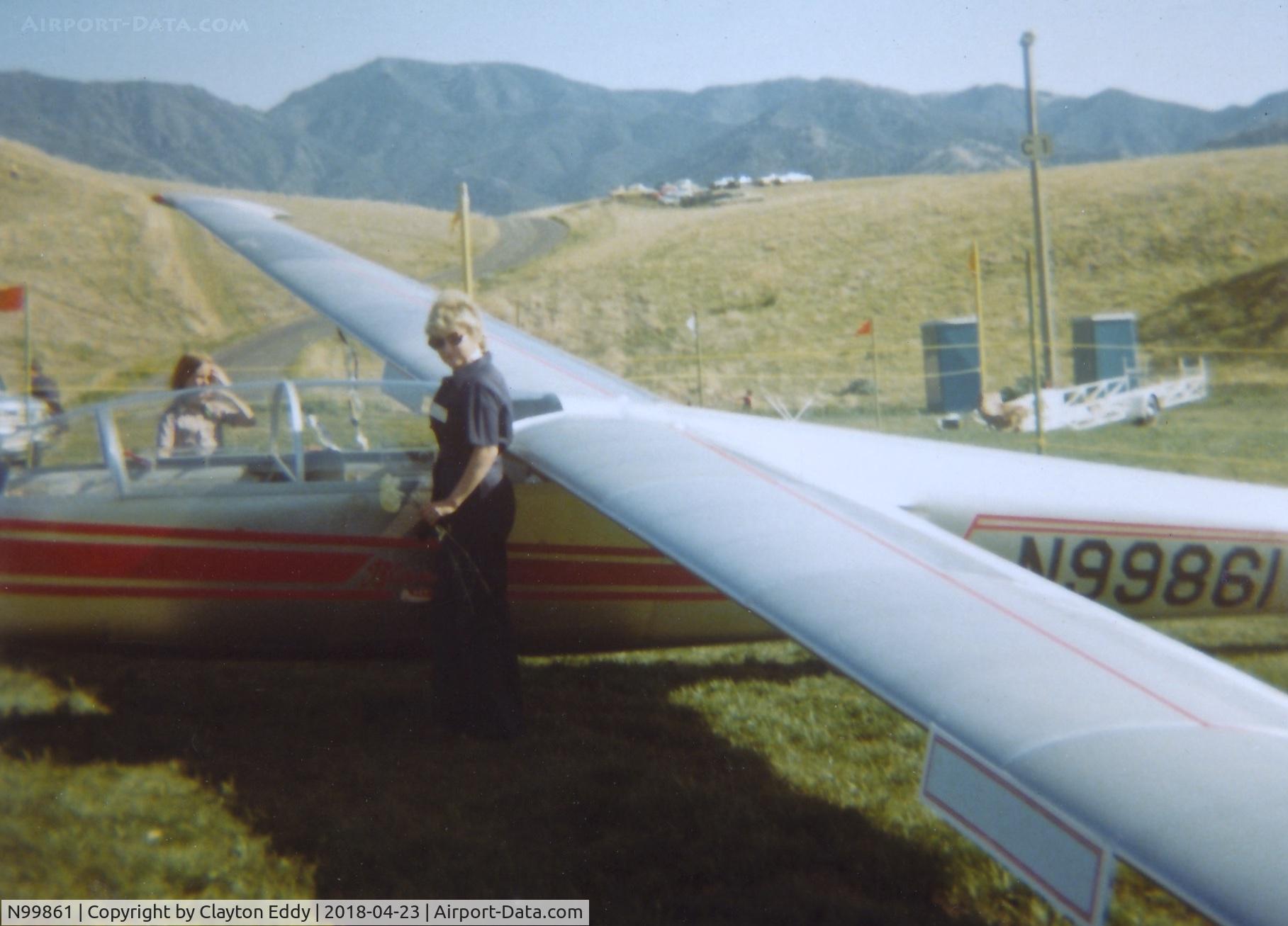 N99861, Let BLANIK L-13 C/N 026512, Concord California Concord Pavilion 6-76.