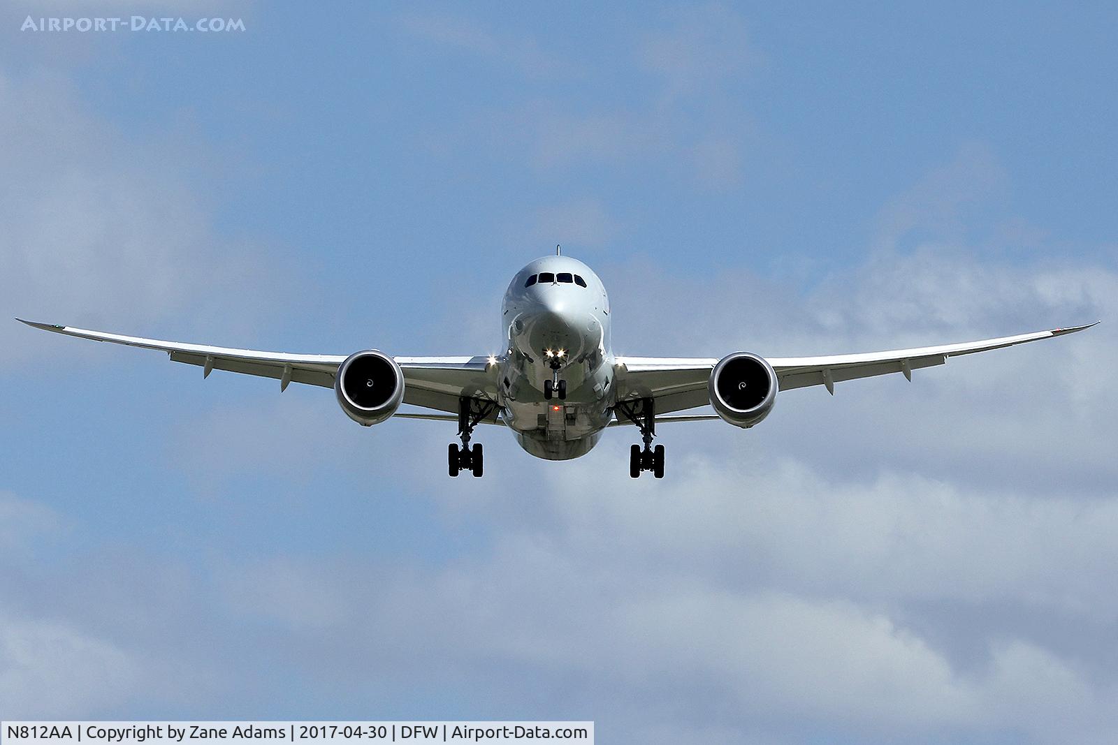 N812AA, 2015 Boeing 787-8 Dreamliner Dreamliner C/N 40630, Arriving at DFW Airport