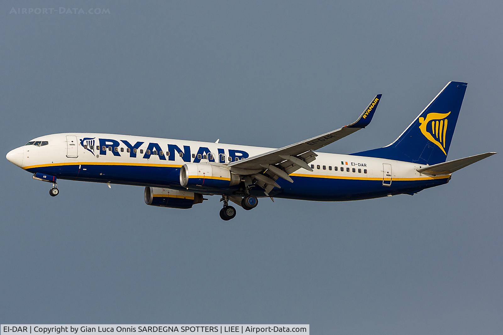 EI-DAR, 2003 Boeing 737-8AS C/N 33552, LANDING 32L