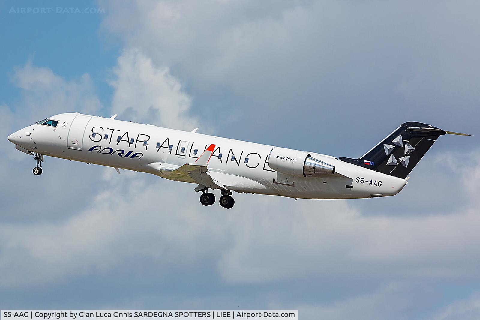 S5-AAG, 2000 Canadair CRJ-200LR (CL-600-2B19) C/N 7384, TAKEOFF 32L