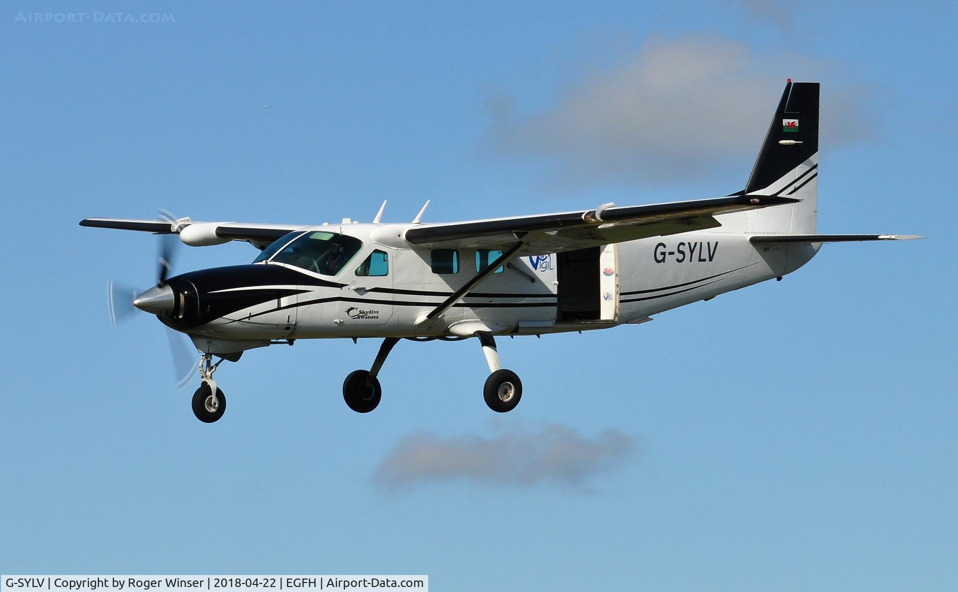 G-SYLV, 2002 Cessna 208B  Grand Caravan C/N 208B0936, Operated by Skydive Swansea.
