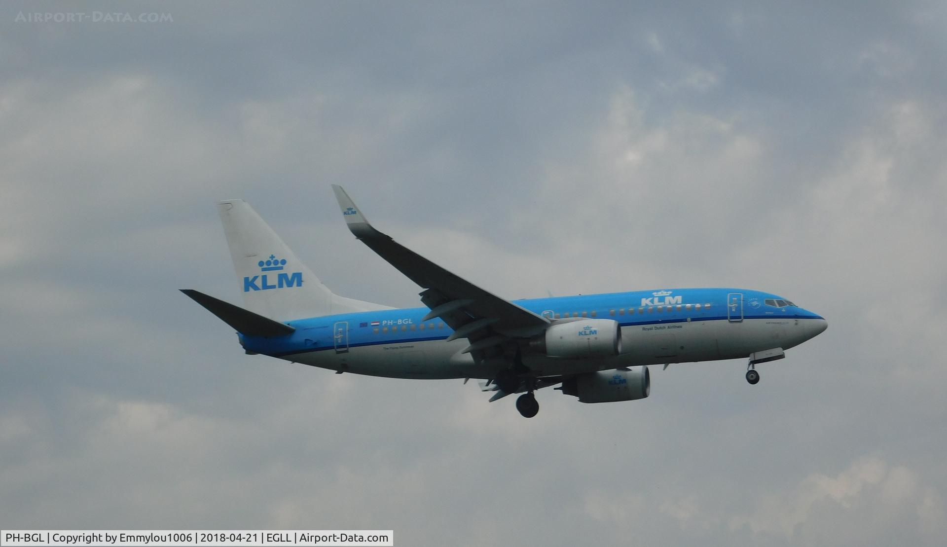 PH-BGL, 2010 Boeing 737-7K2 C/N 30369, FROM TERMINAL 5
