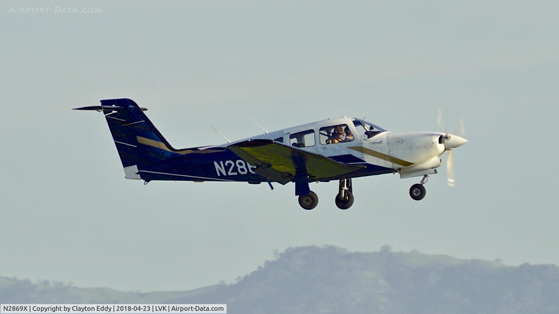 N2869X, Piper PA-28RT-201T Arrow IV C/N 28R-7931231, Livermore Airport California 2018.