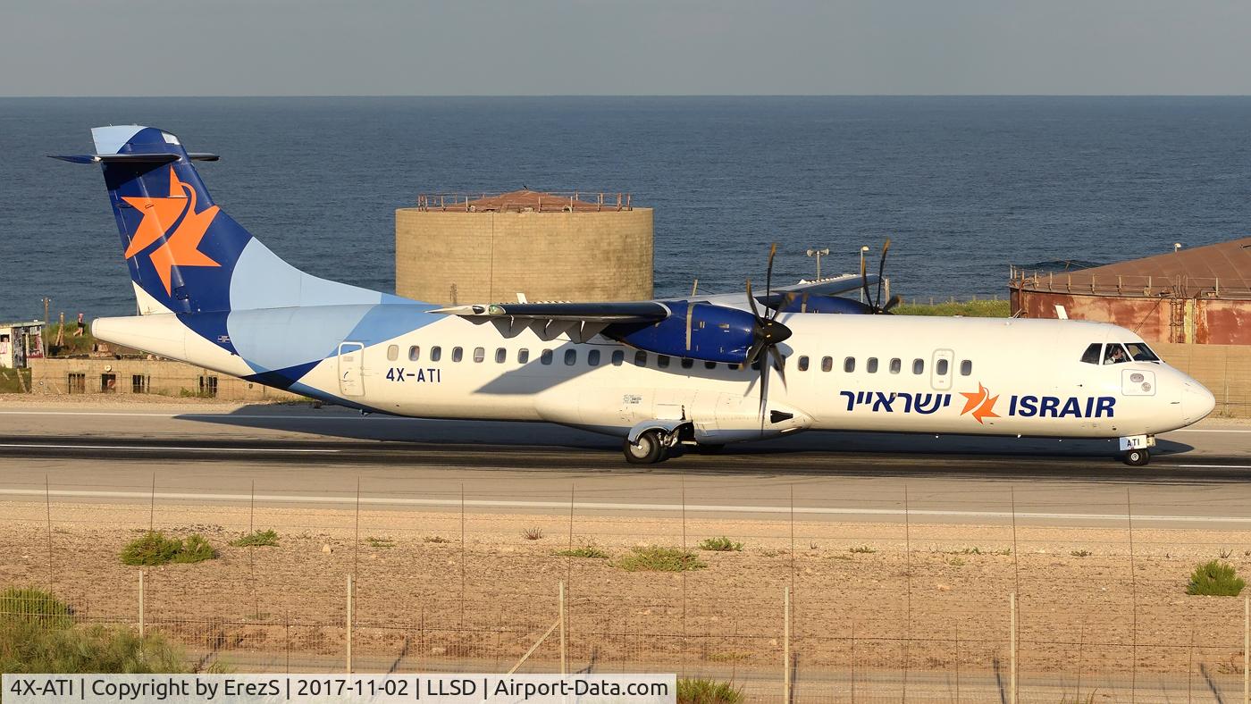 4X-ATI, 2011 ATR 72-212A C/N 962, Shortly after sunrise, just landed on runway 03 with nice light of the morning.