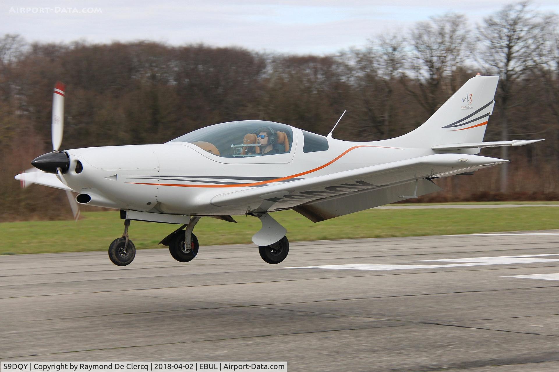 59DQY, JMB Aircraft VL-3 Evolution C/N VL-3-187, Landing at Ursel.