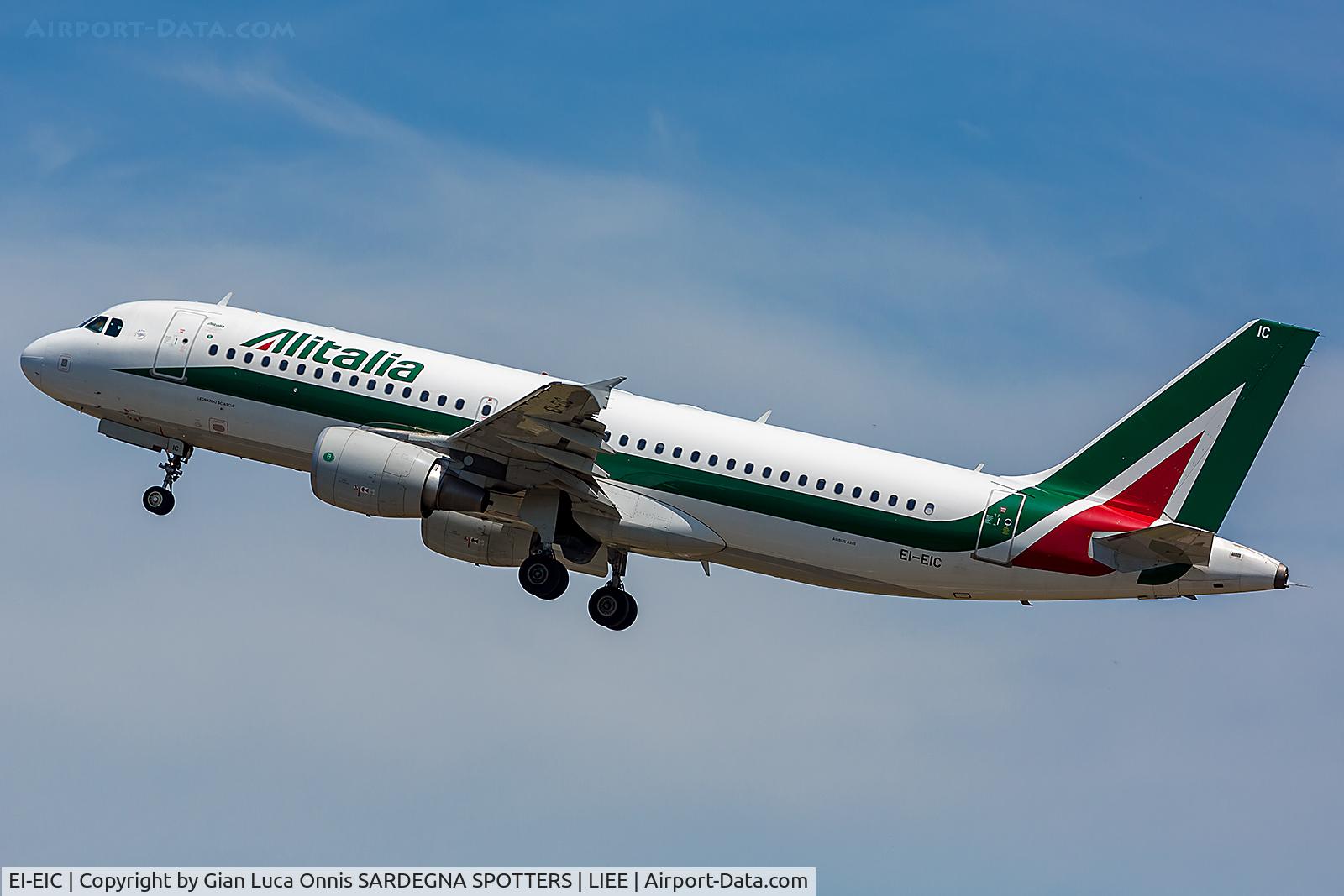 EI-EIC, 2010 Airbus A320-216 C/N 4520, TAKEOFF 32L