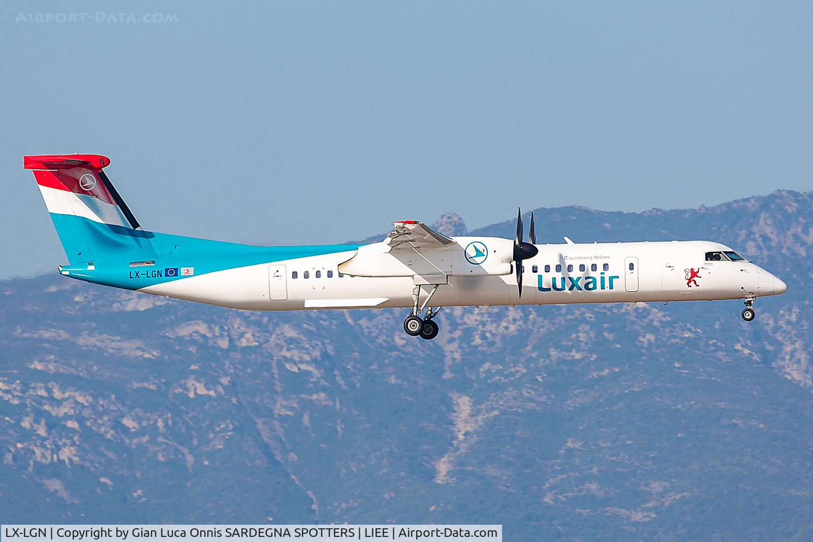 LX-LGN, 2012 De Havilland Canada DHC-8-402Q Dash 8 C/N 4426, LANDING 32L