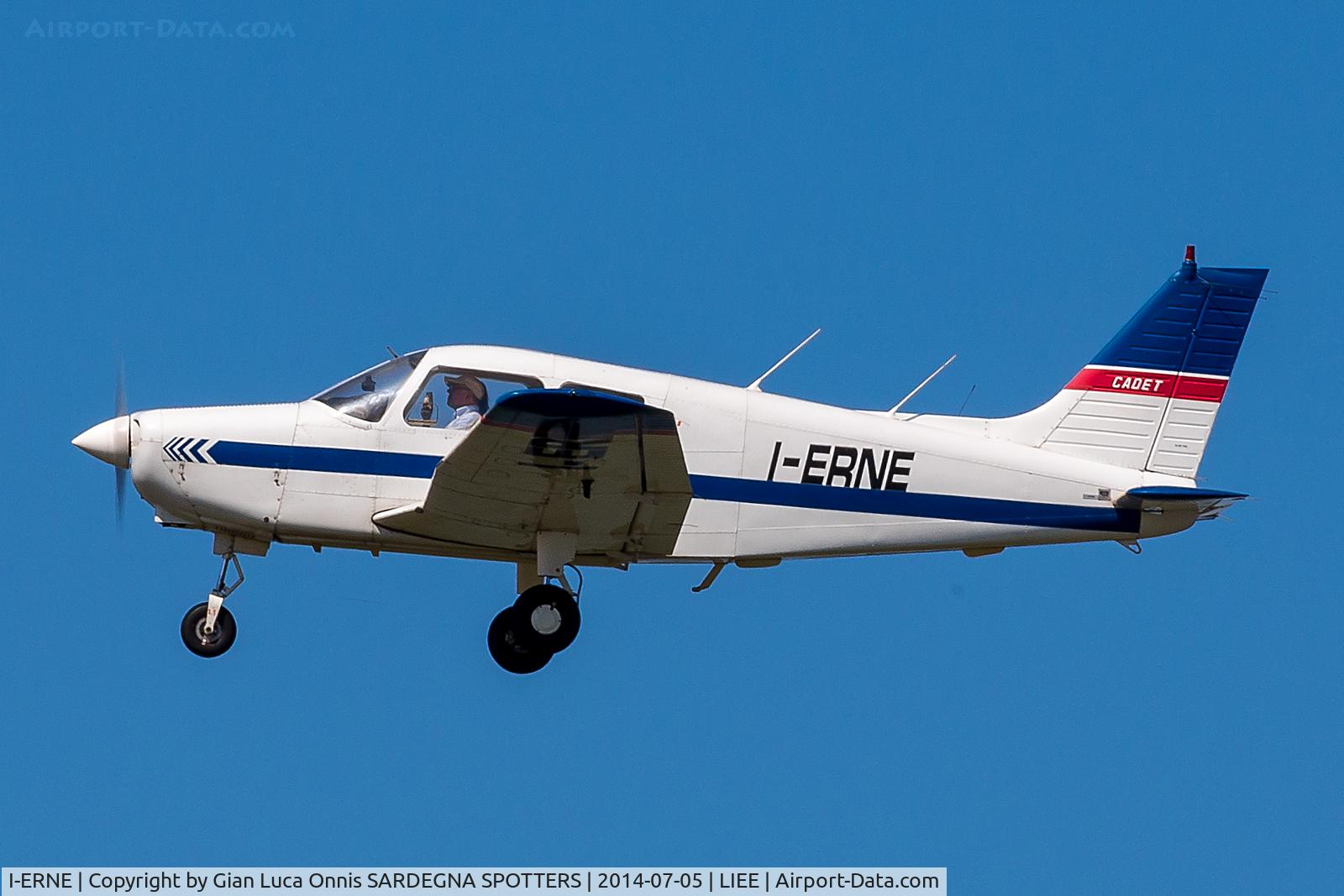 I-ERNE, Piper PA-28 C/N I-ERNE, LANDING 14R