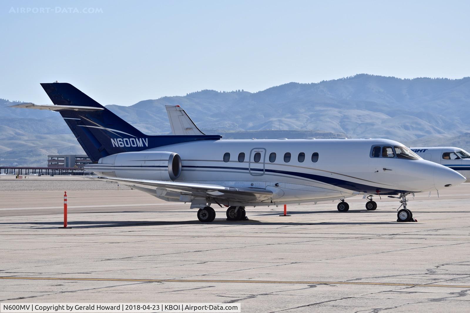 N600MV, 1993 British Aerospace BAe.125-1000A C/N 259036, Parked on the sough GA ramp.