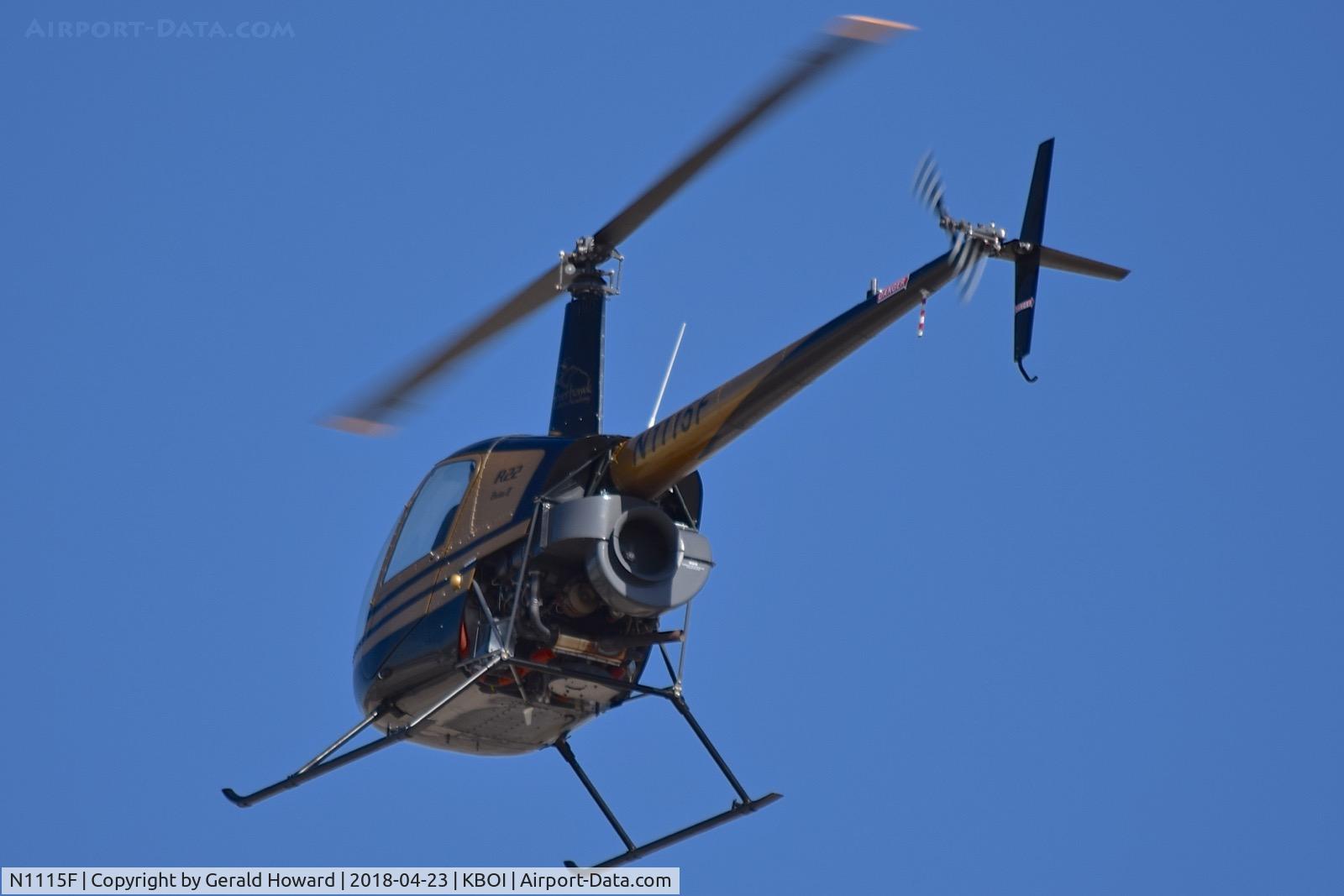 N1115F, 1997 Robinson R22 C/N 2765, Landing on the south helipad.