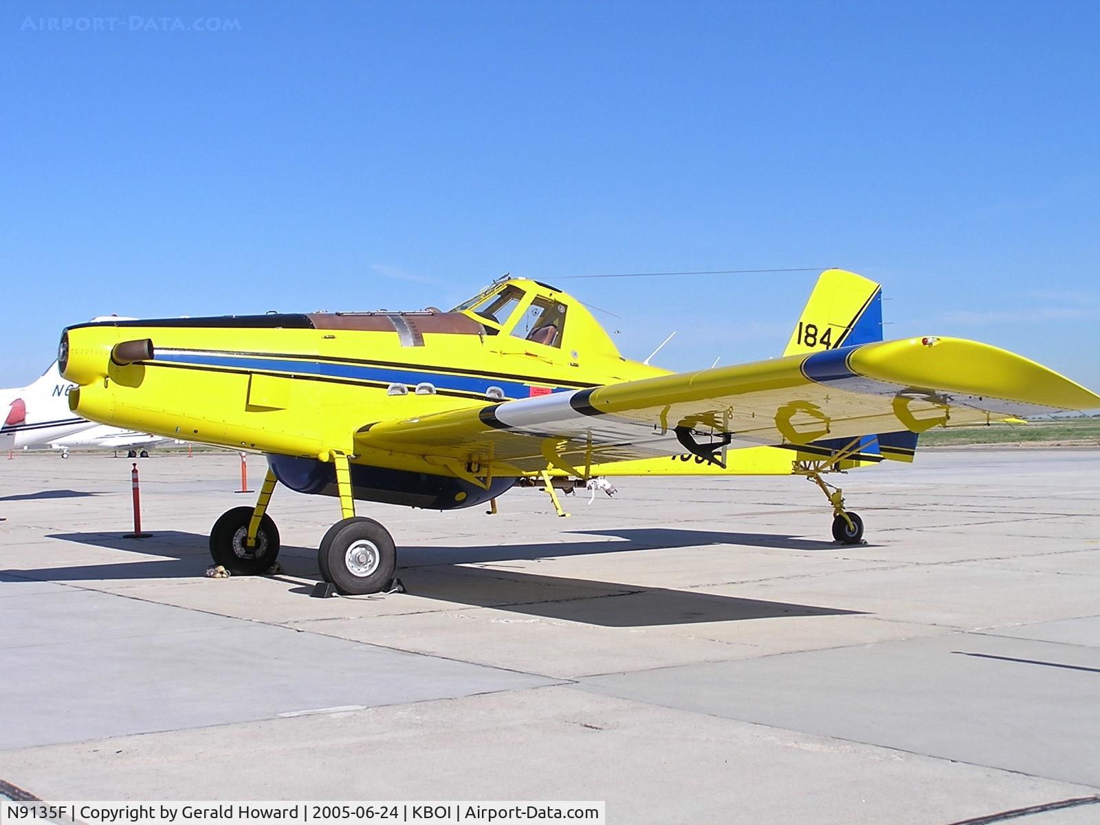 N9135F, 2001 Air Tractor Inc AT-802A C/N 802A-0117, Parked on the south GA ramp for maintenance.