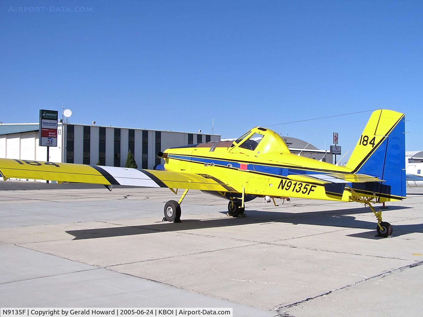 N9135F, 2001 Air Tractor Inc AT-802A C/N 802A-0117, Parked on the south GA ramp for maintenance.