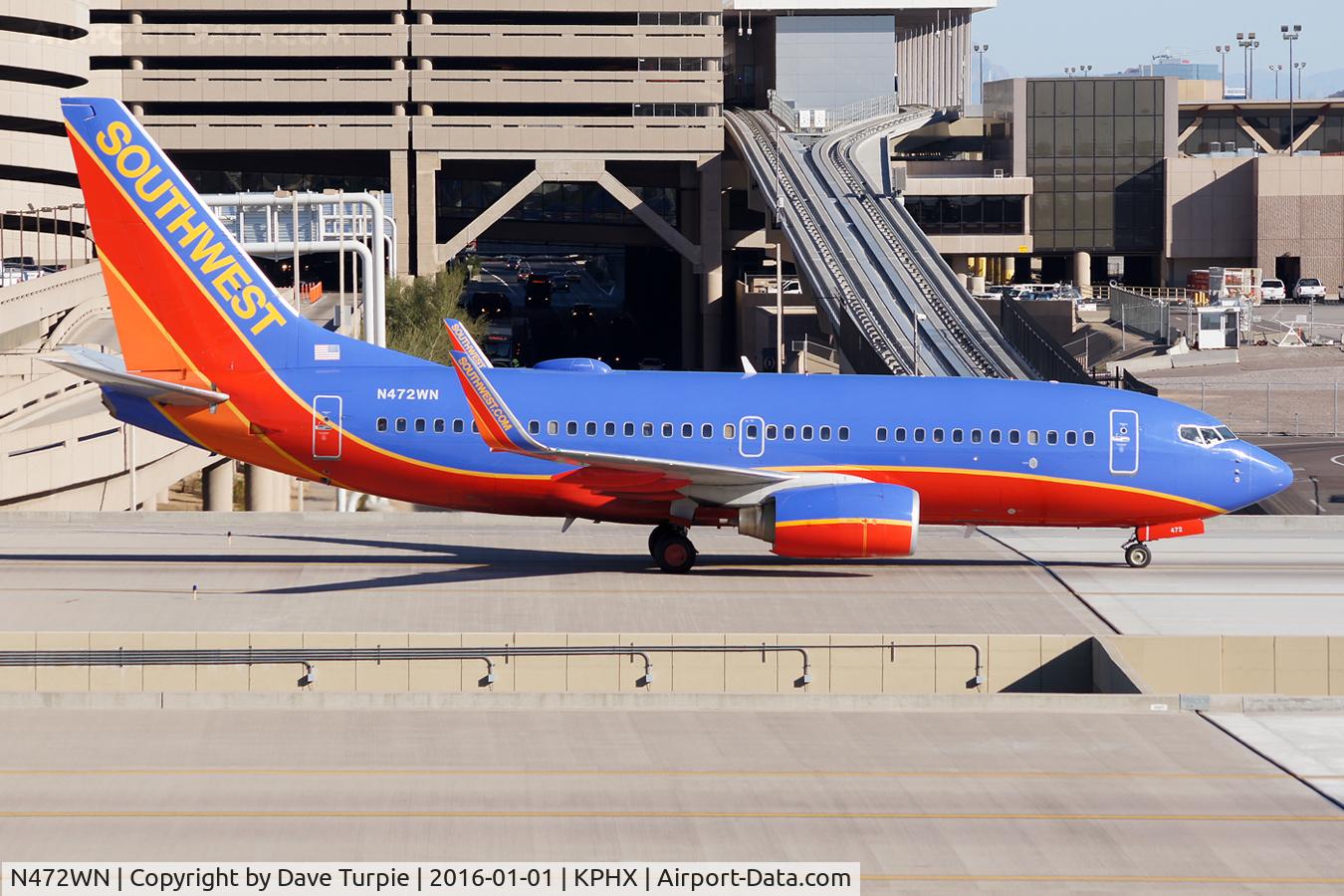 N472WN, 2004 Boeing 737-7H4 C/N 33831, No comment.