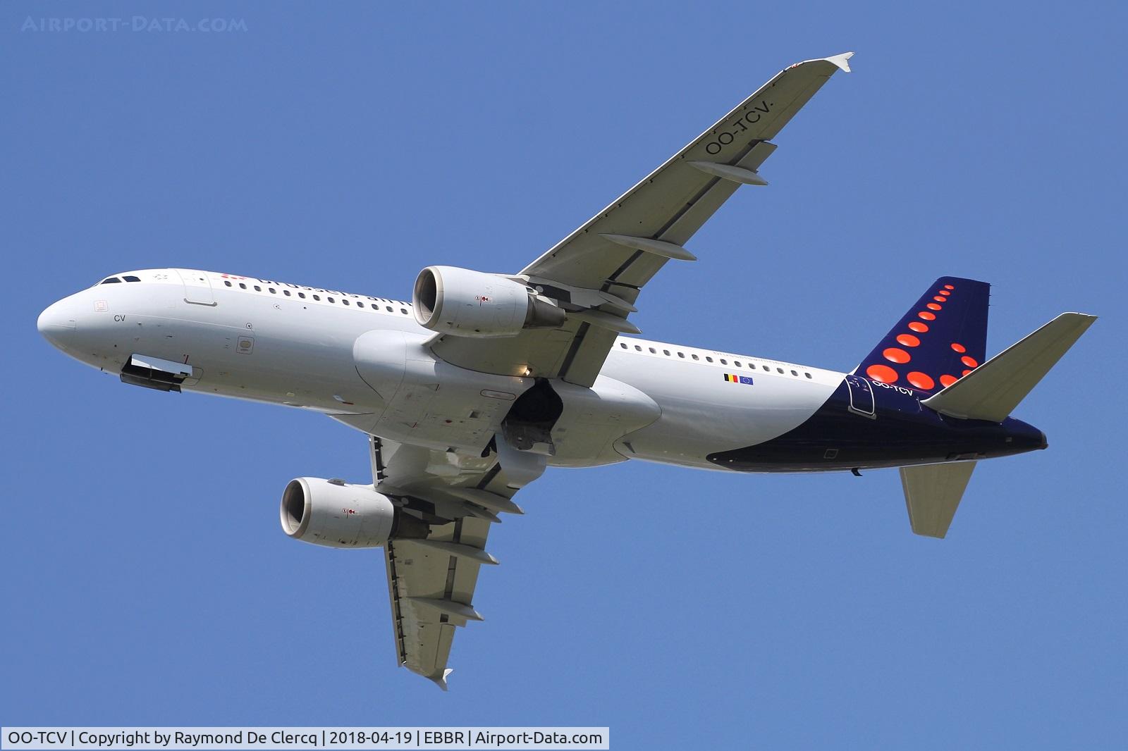 OO-TCV, 2003 Airbus A320-214 C/N 1968, Departing Brussels.