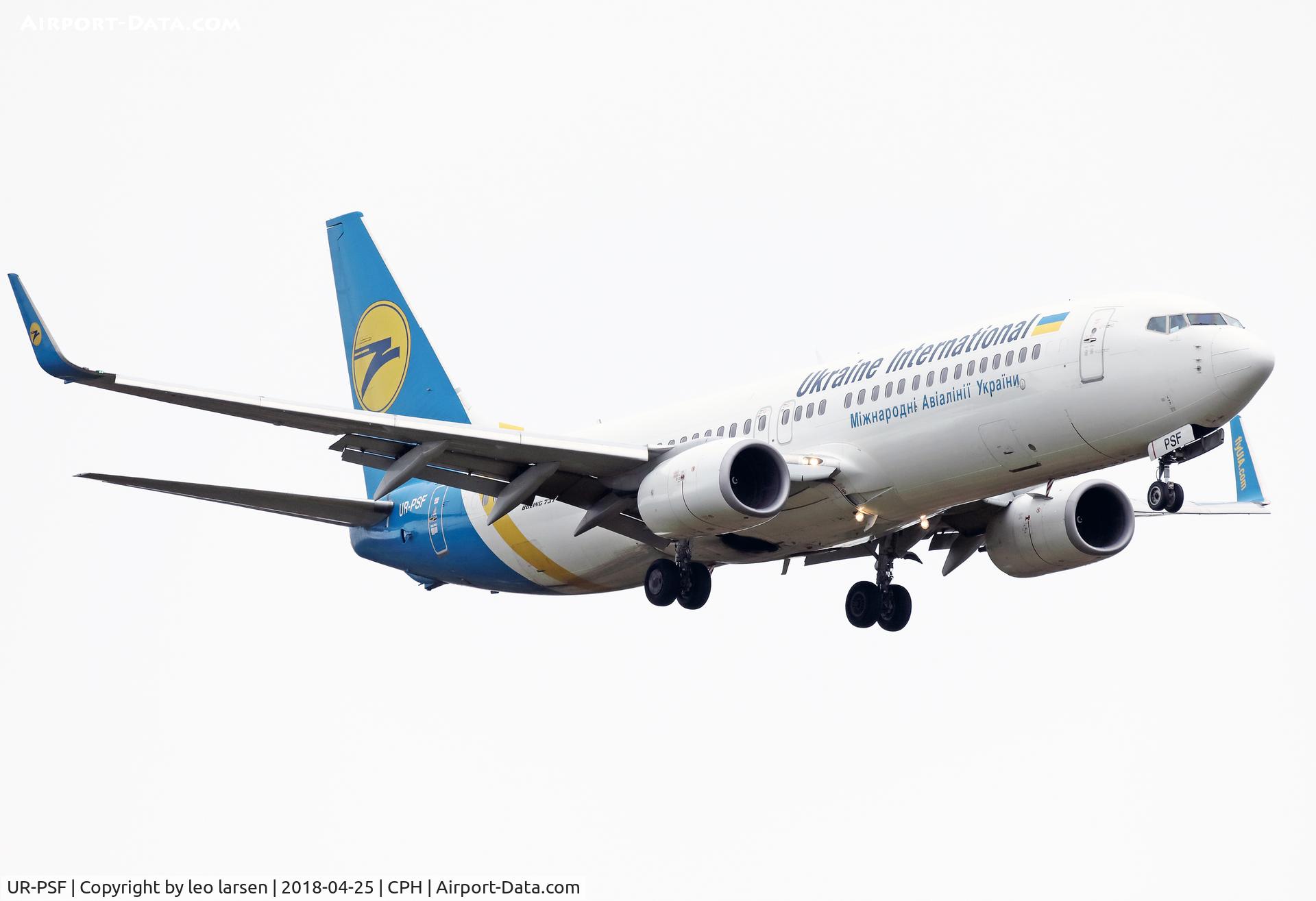 UR-PSF, 2012 Boeing 737-84R C/N 38120, Copenhagen 25.4.2018 new Airliner in CPH