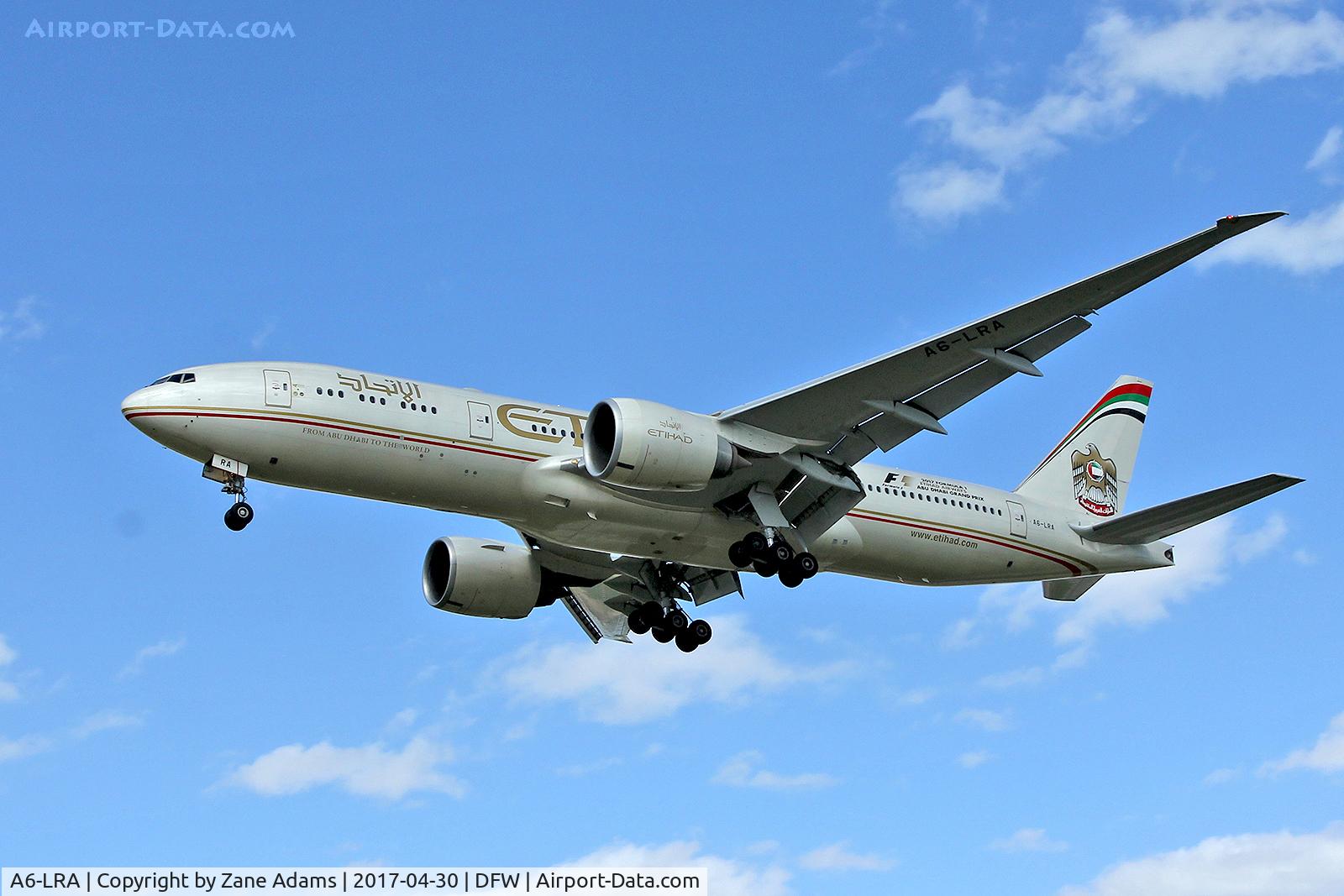 A6-LRA, 2007 Boeing 777-237/LR C/N 36300, Arriving at DFW Airport