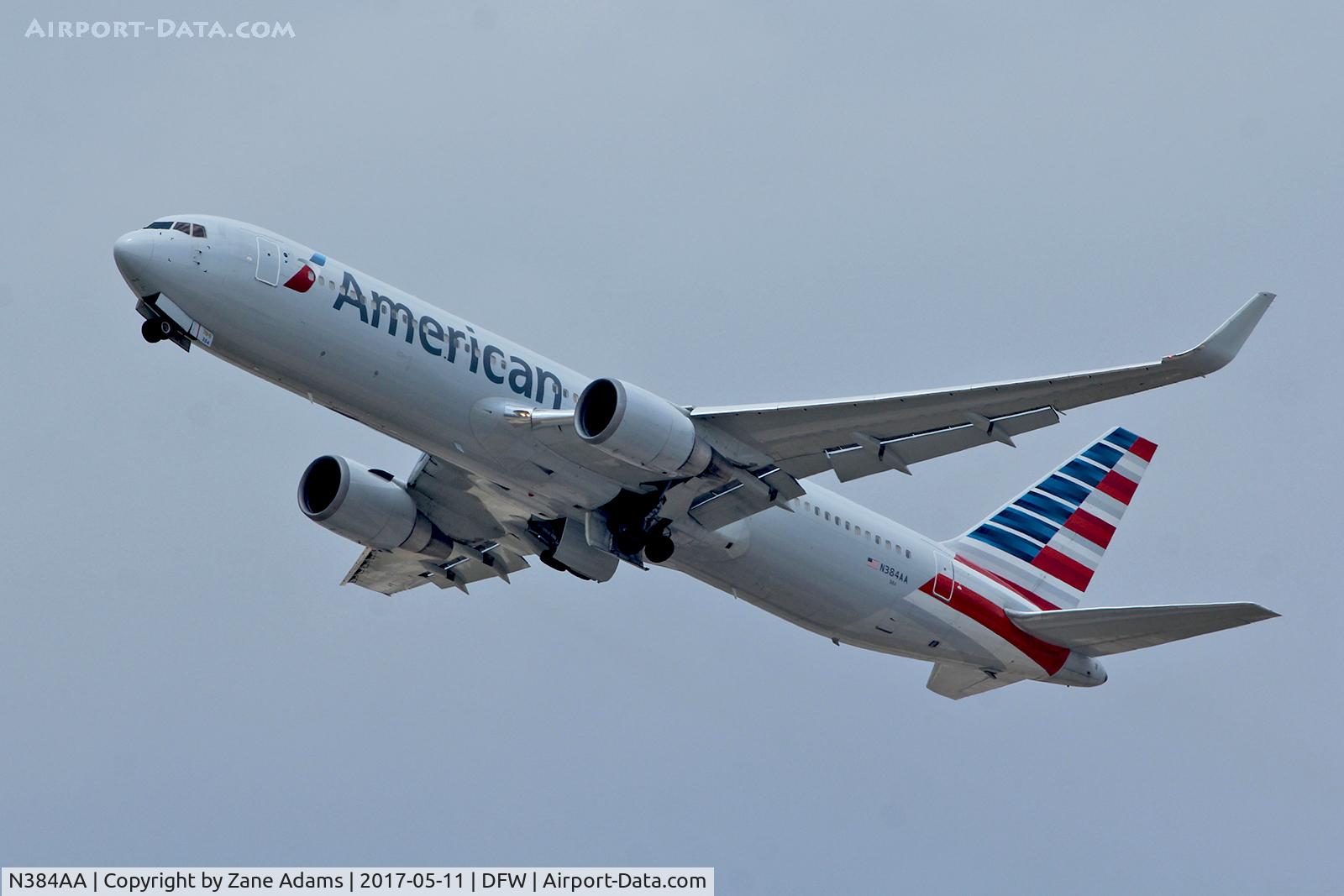 N384AA, 1993 Boeing 767-323 C/N 26996, Departing DFW Airport