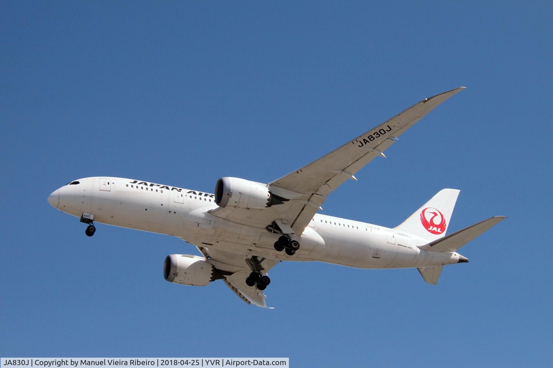 JA830J, 2013 Boeing 787-8 Dreamliner C/N 34840, Arrival in YVR