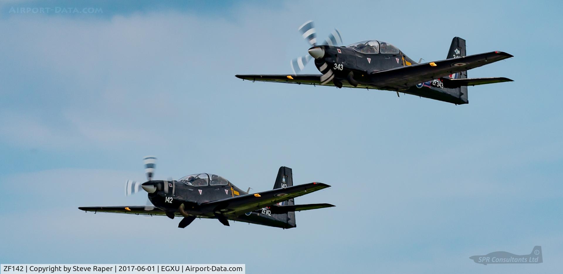 ZF142, 1988 Short S-312 Tucano T1 C/N S008/T8, zf142 and zf 143 pairs join at Linton