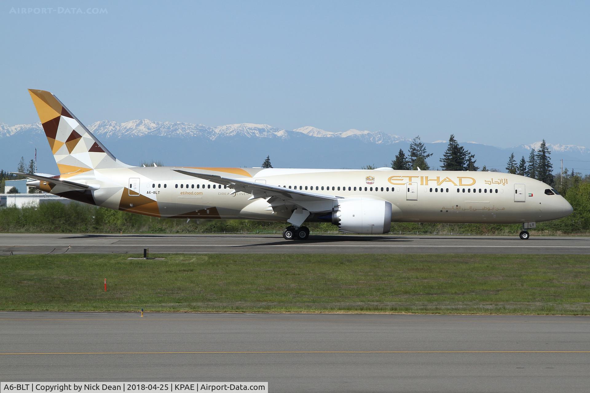 A6-BLT, 2018 Boeing 787-9 Dreamliner C/N 39667, Etihad 9901 departing on delivery this morning