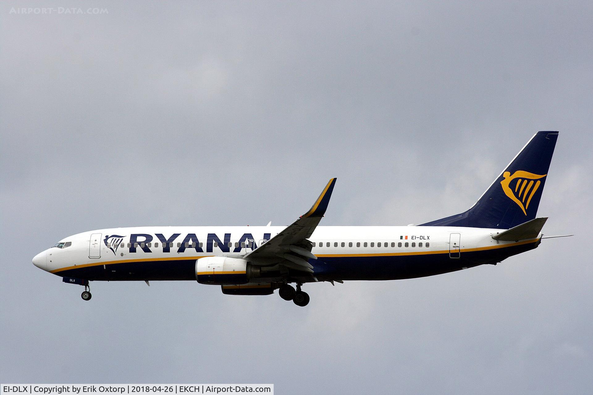 EI-DLX, 2006 Boeing 737-8AS C/N 33600, EI-DLX landing rw 22L