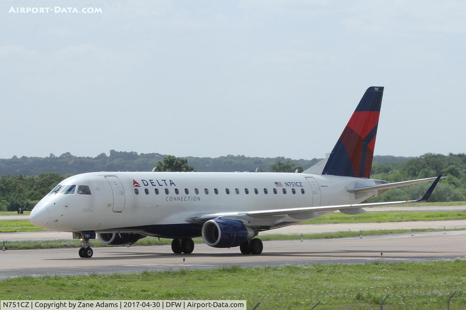 N751CZ, 2008 Embraer 170LR (ERJ-170-100LR) C/N 17000247, Arriving at DFW Airport