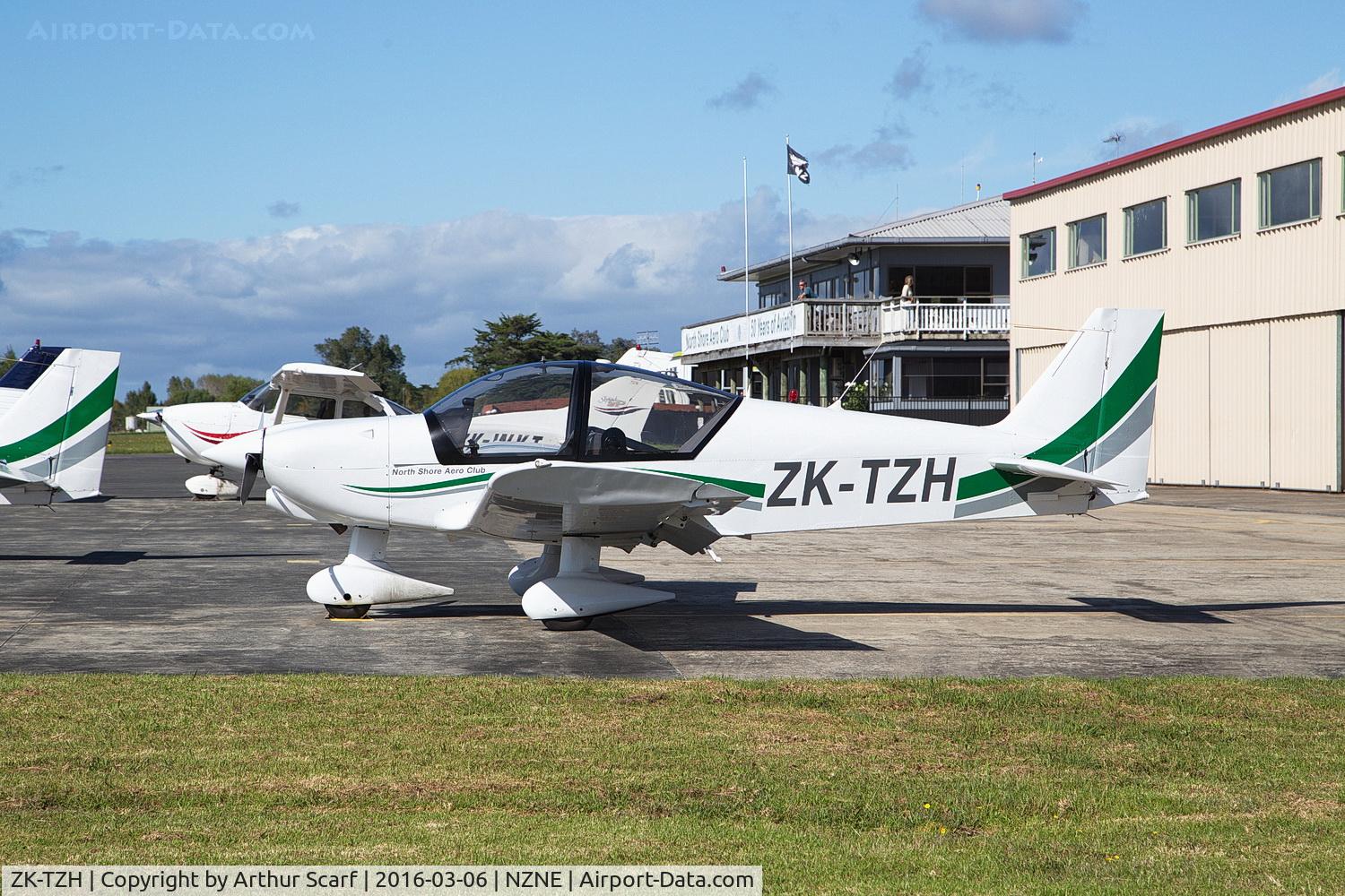 ZK-TZH, Robin R-2120U C/N 356, North Shore Aerodrome NZ 2016