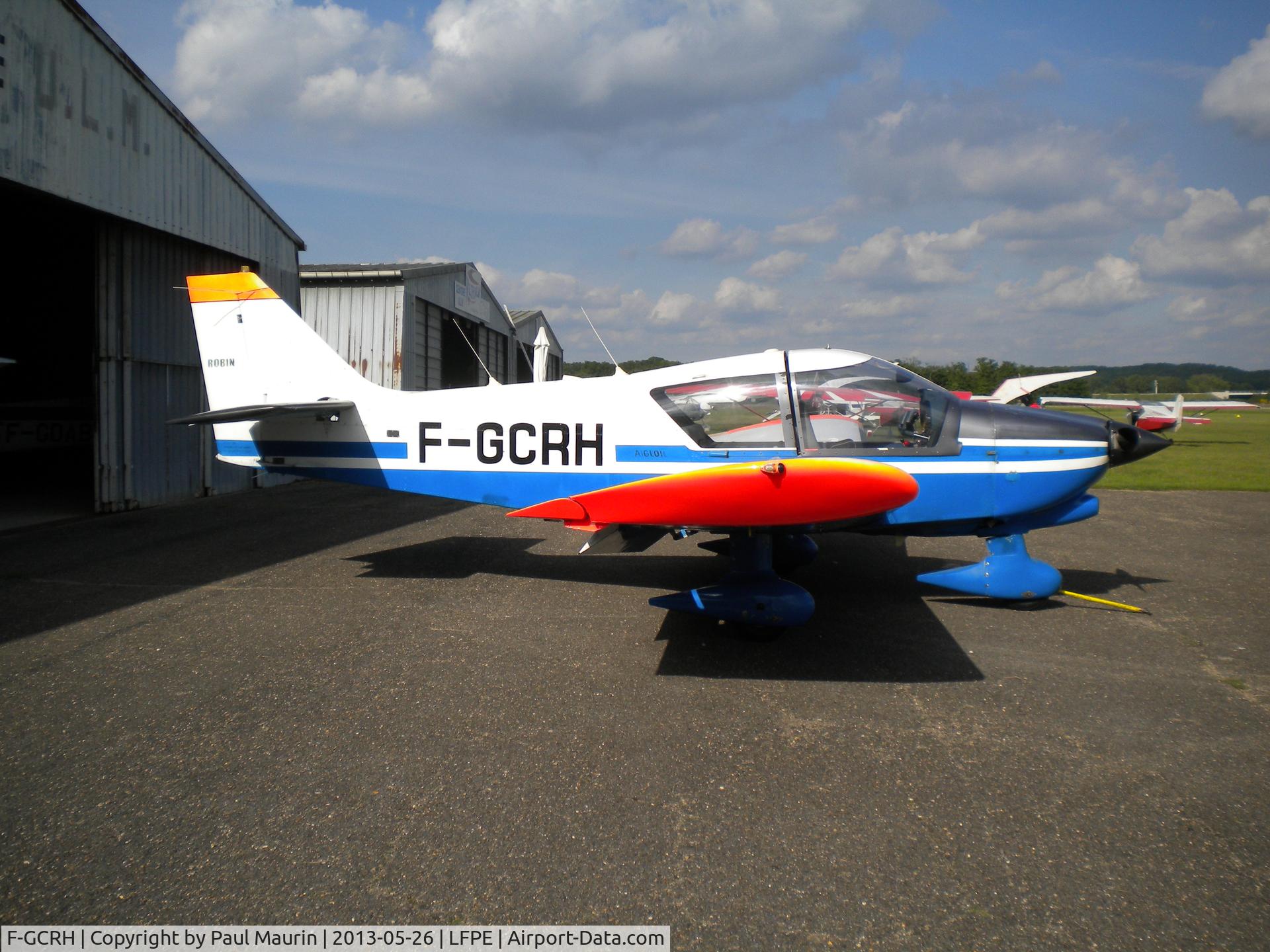 F-GCRH, Robin R-1180TD Aiglon C/N 252, at LFPE -