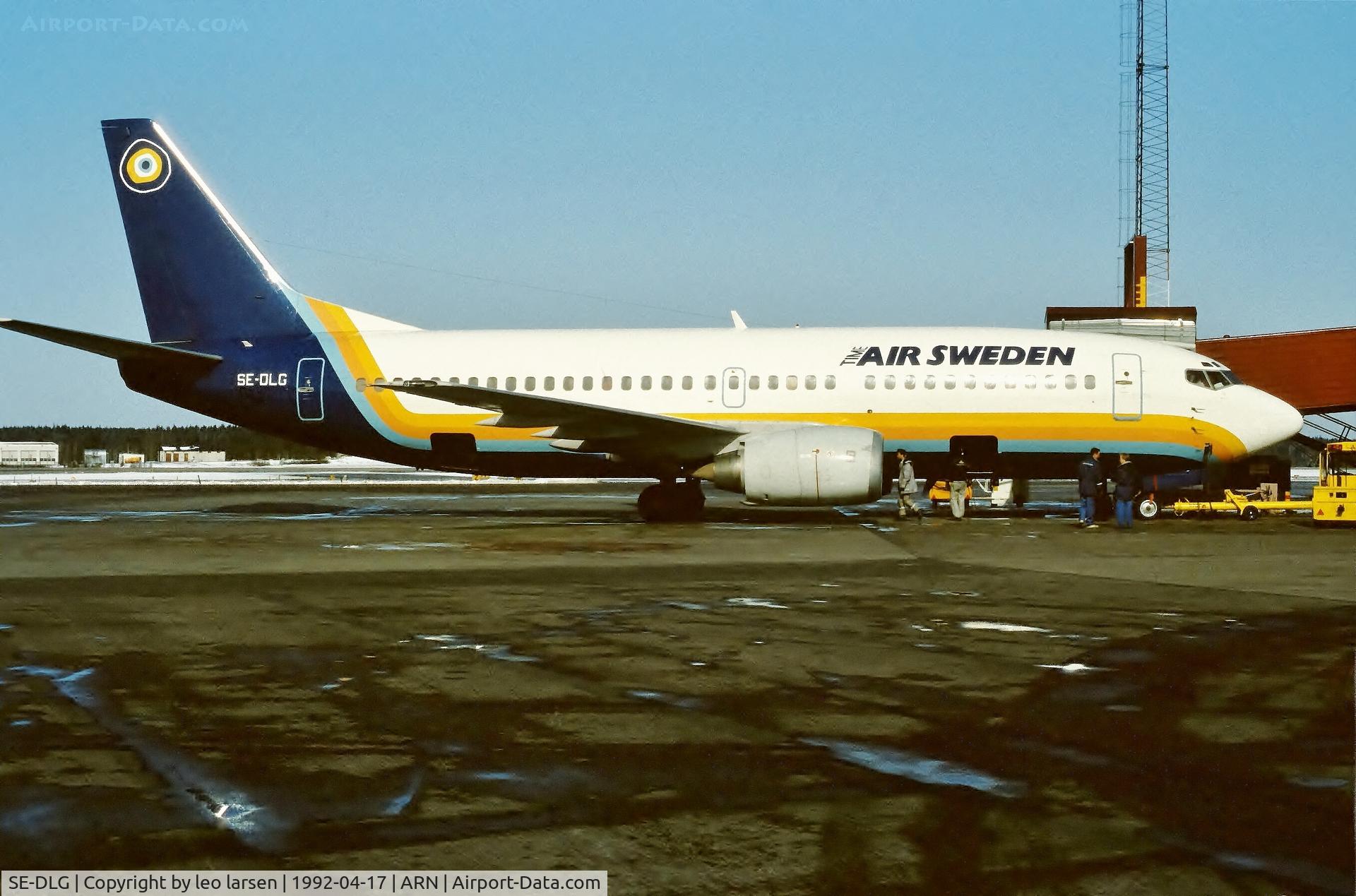 SE-DLG, 1986 Boeing 737-3Q8 C/N 23388, Stockholm Arlanda 17.4.1992