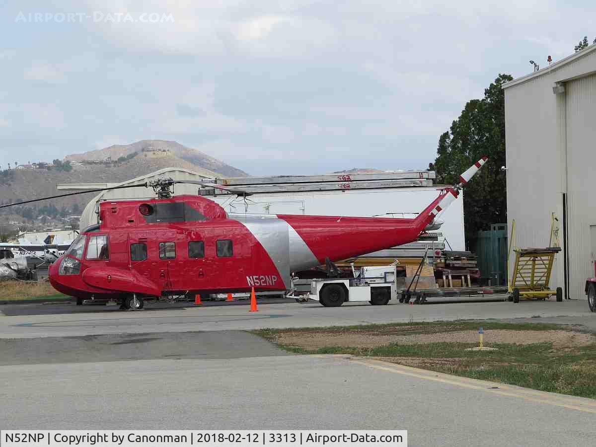 N52NP, 1965 Sikorsky S-62C C/N 62088, Parked