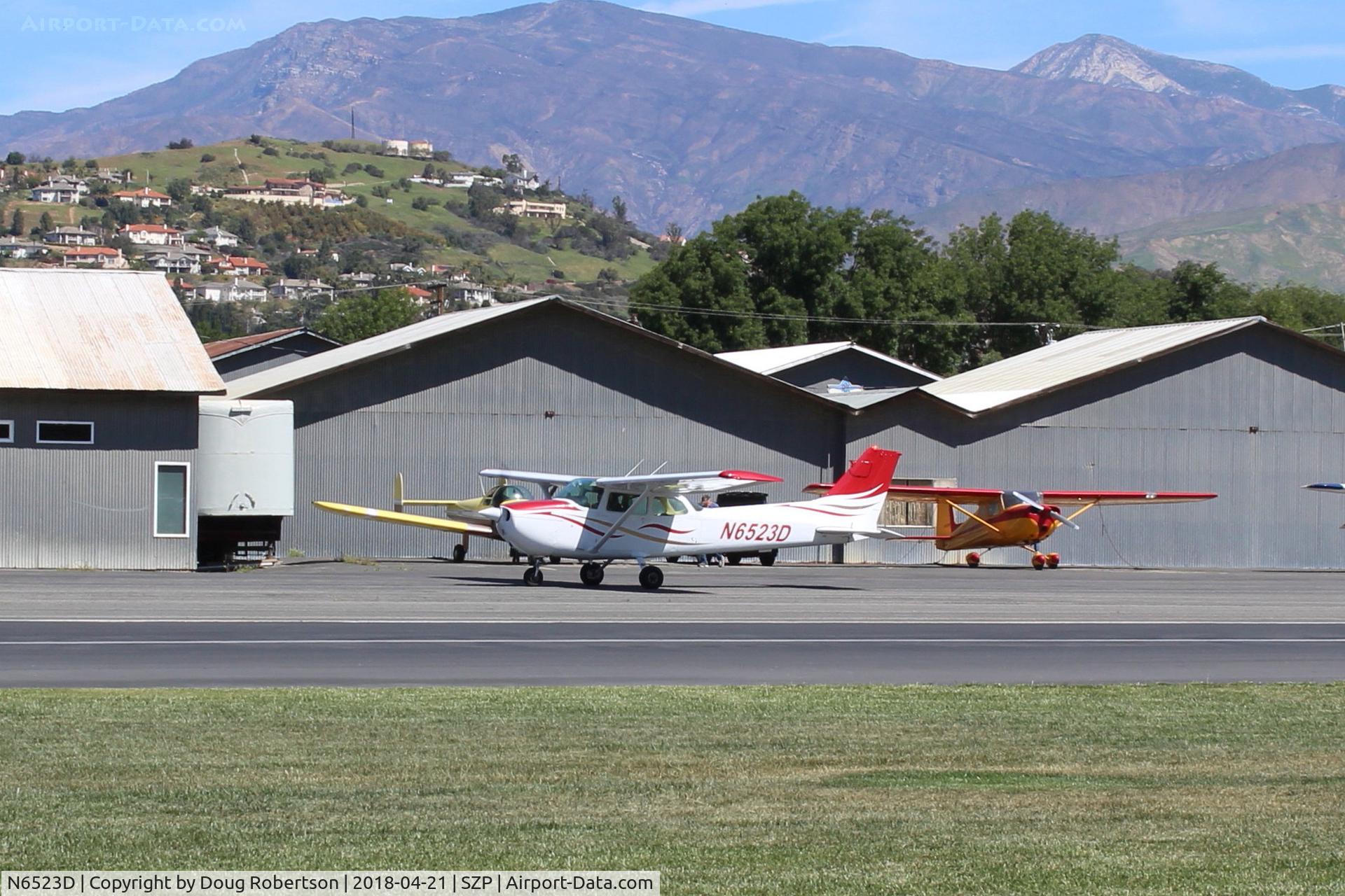 N6523D, 1979 Cessna 172N C/N 17272844, 1979 Cessna 172N SKYHAWK, Lycoming O-320-H2AD 160 Hp, taxi to Rwy 04