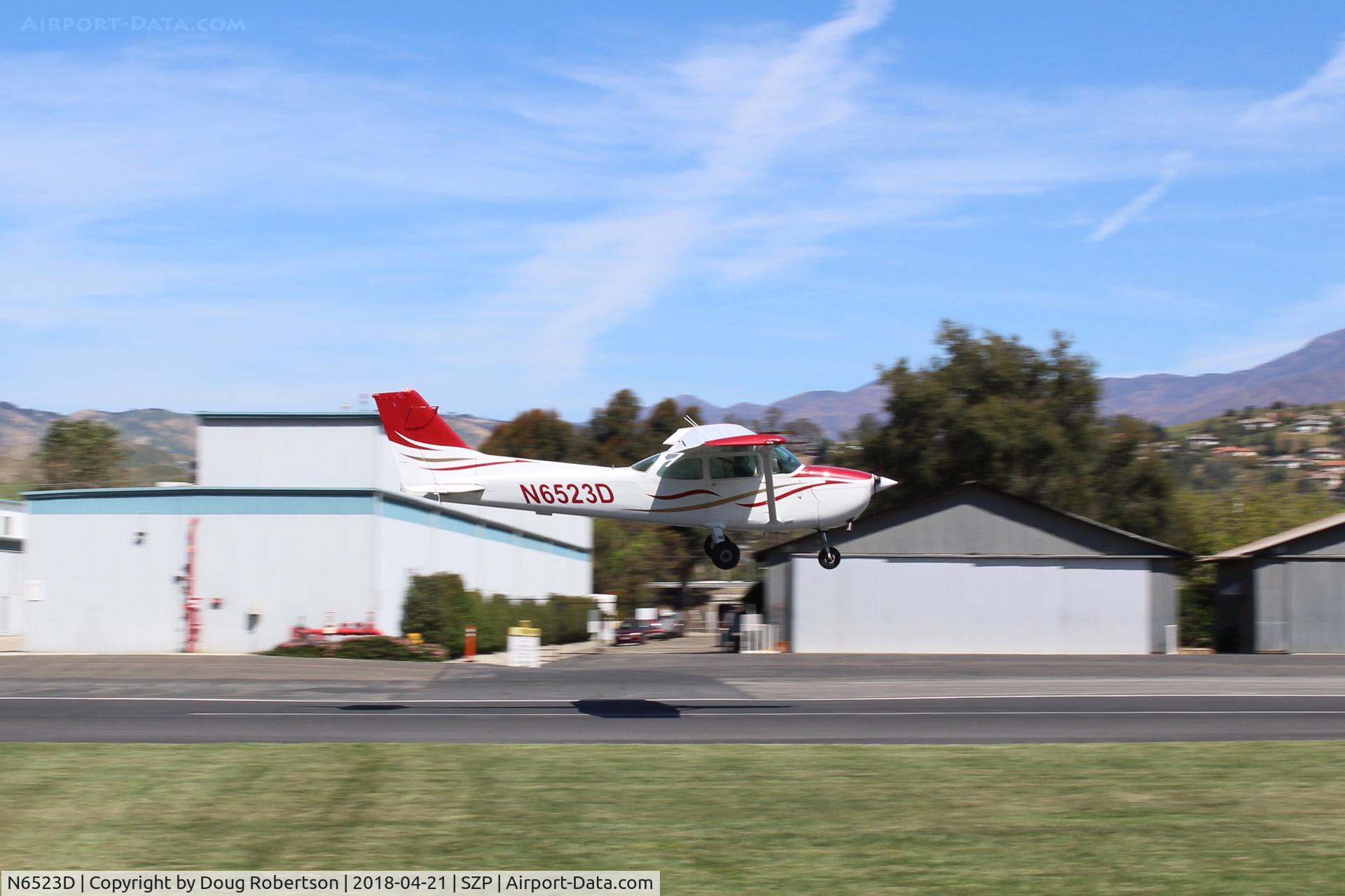 N6523D, 1979 Cessna 172N C/N 17272844, 1979 Cessna 172N SKYHAWK, Lycoming O-320-H2AD 160 Hp, landing Rwy 04