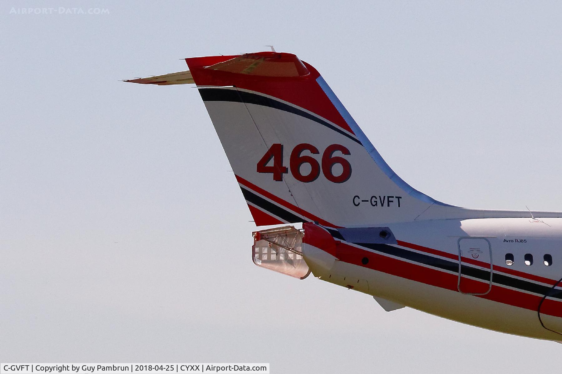 C-GVFT, 1994 British Aerospace Avro 146-RJ85 C/N E.2253, Landing