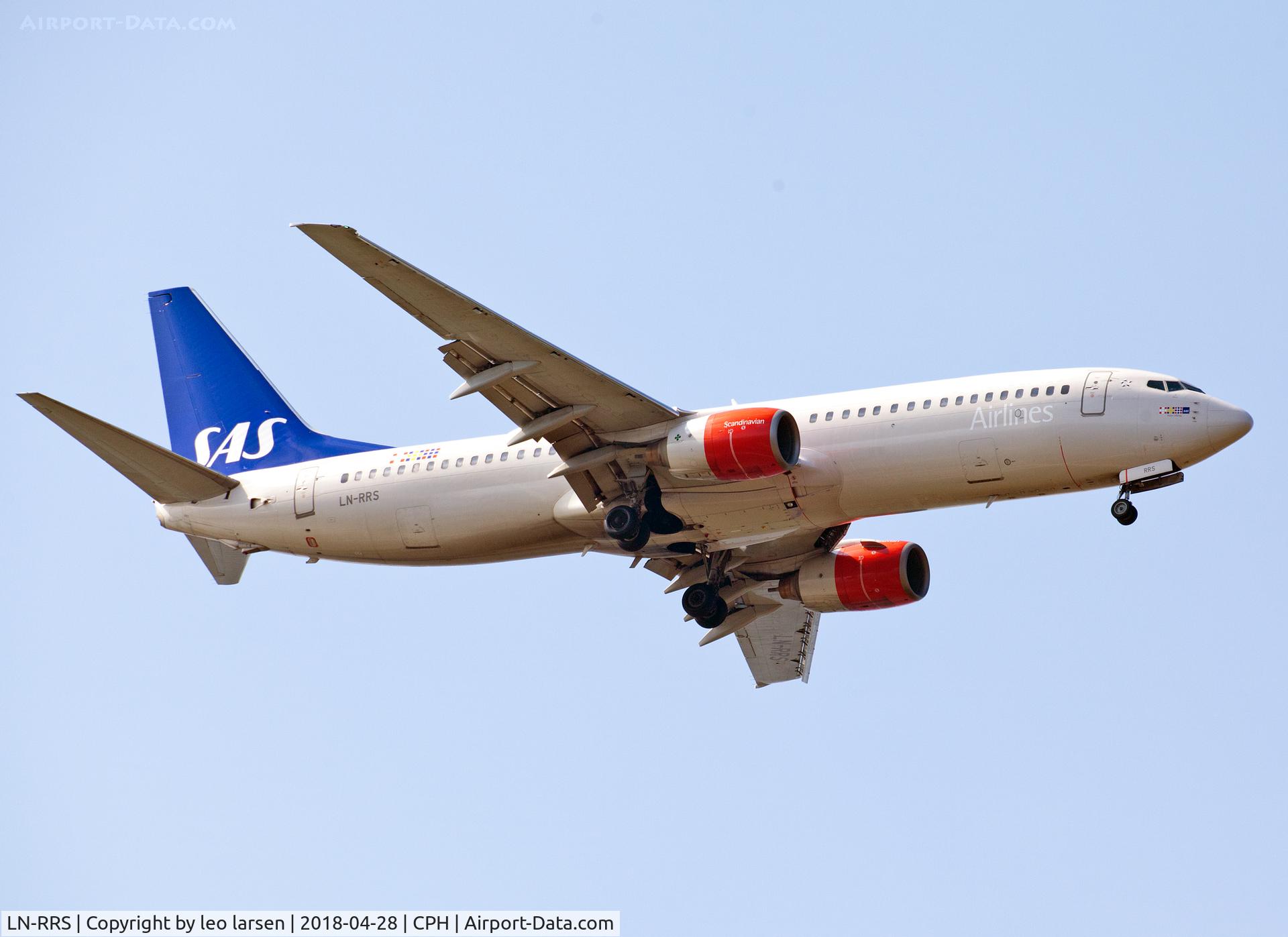 LN-RRS, 2001 Boeing 737-883 C/N 28325, Copenhagen 28.4.2018 app to R-04L
