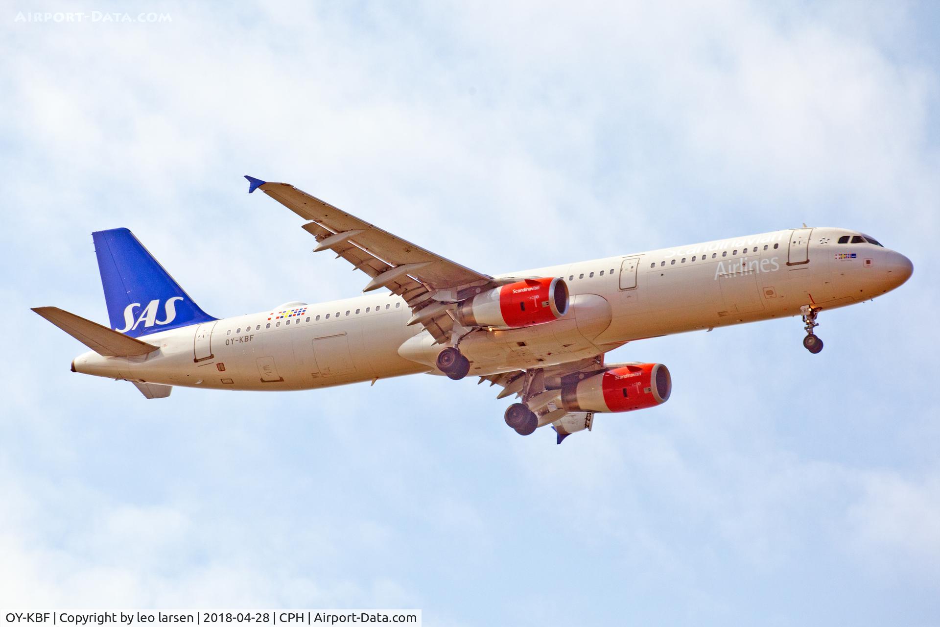 OY-KBF, 2002 Airbus A321-232 C/N 1807, Copenhagen 28.4.2018 app to R-04L
