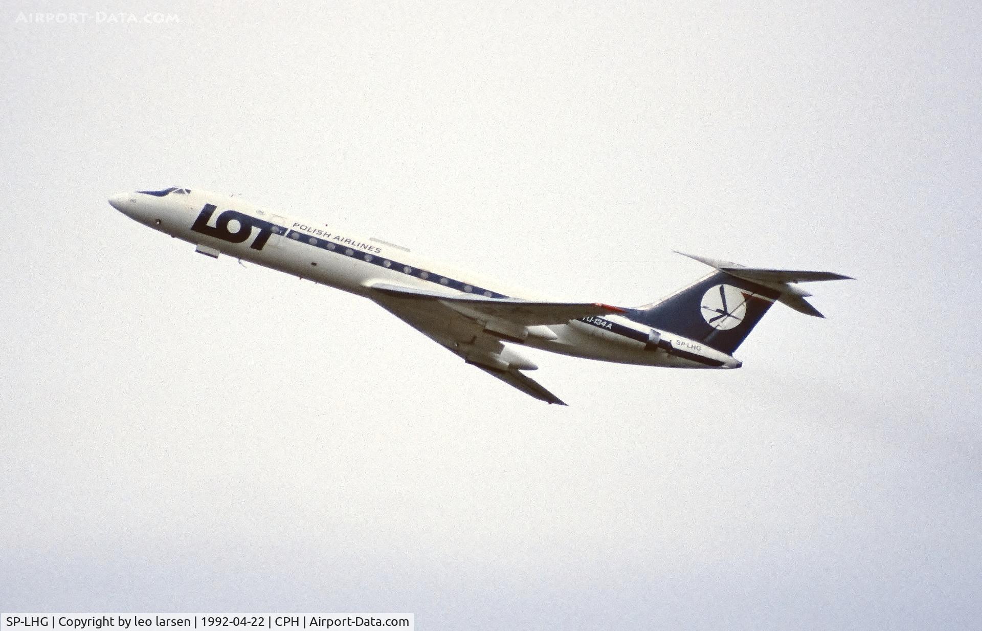 SP-LHG, 1973 Tupolev Tu-134A C/N 3352008, Copenhagen 22.4.1992