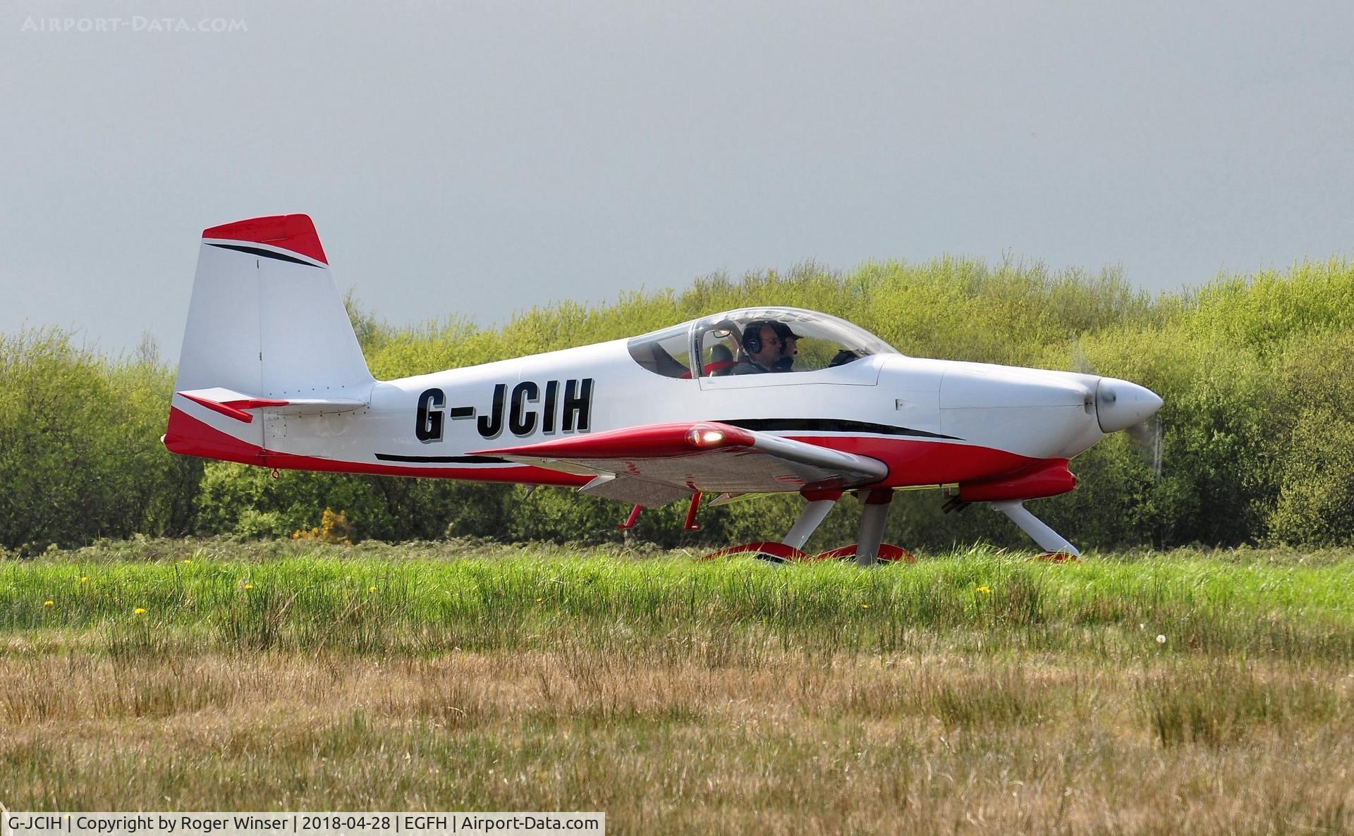 G-JCIH, 2014 Vans RV-7A C/N PFA 323-14365, Visiting RV-7A.