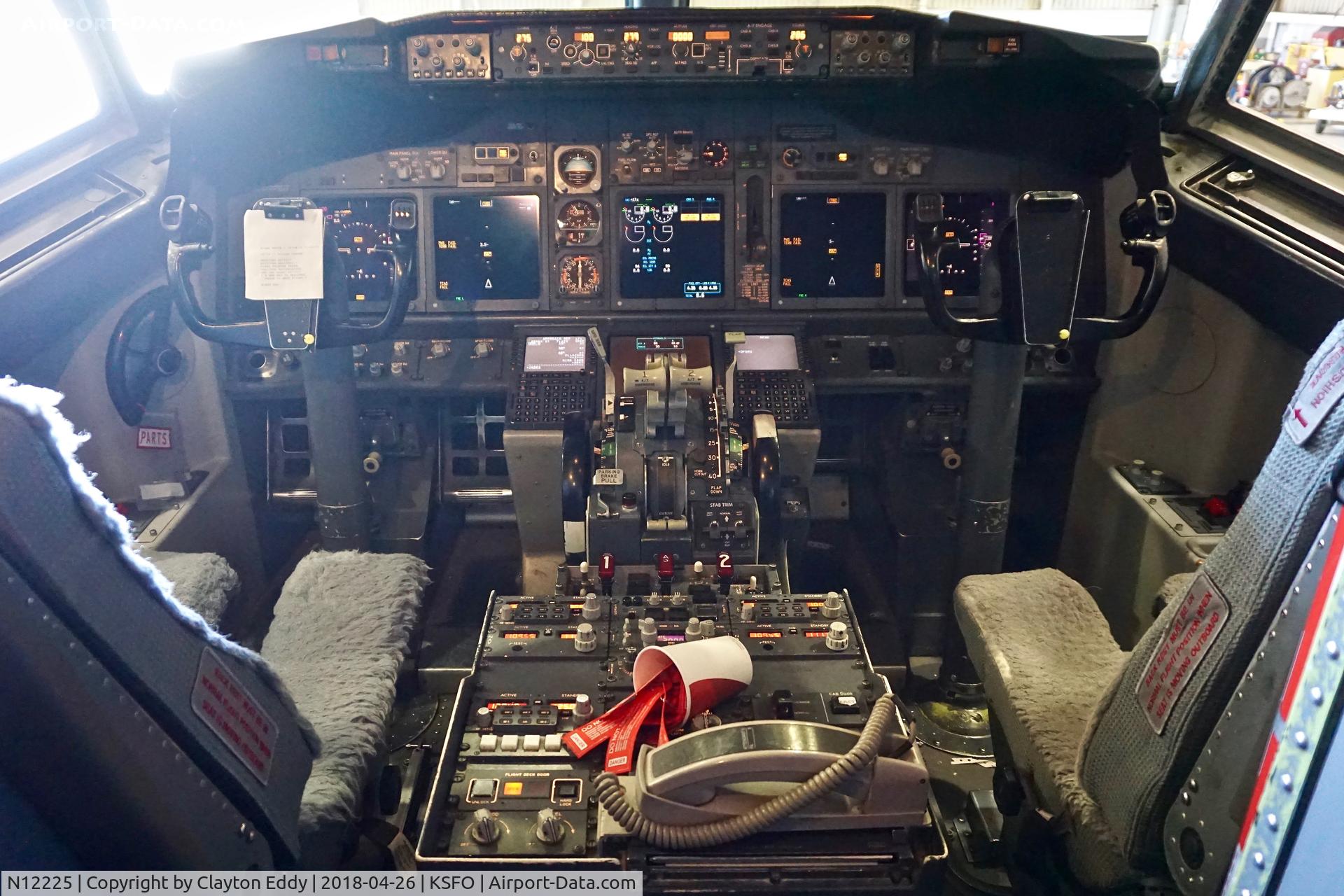 N12225, 1998 Boeing 737-824 C/N 28934, SFO 2018.