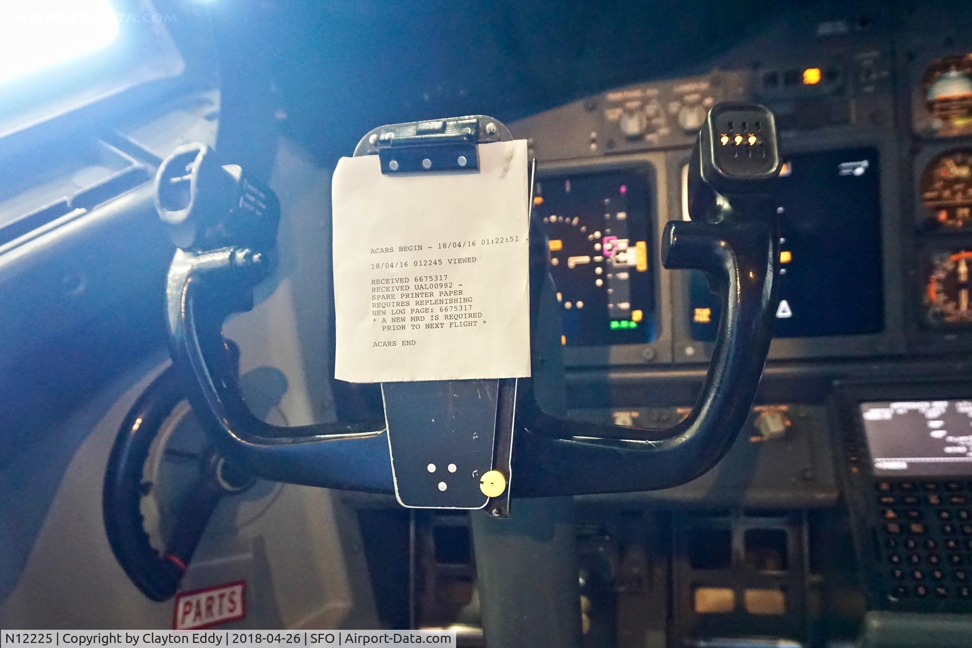 N12225, 1998 Boeing 737-824 C/N 28934, SFO 2018.