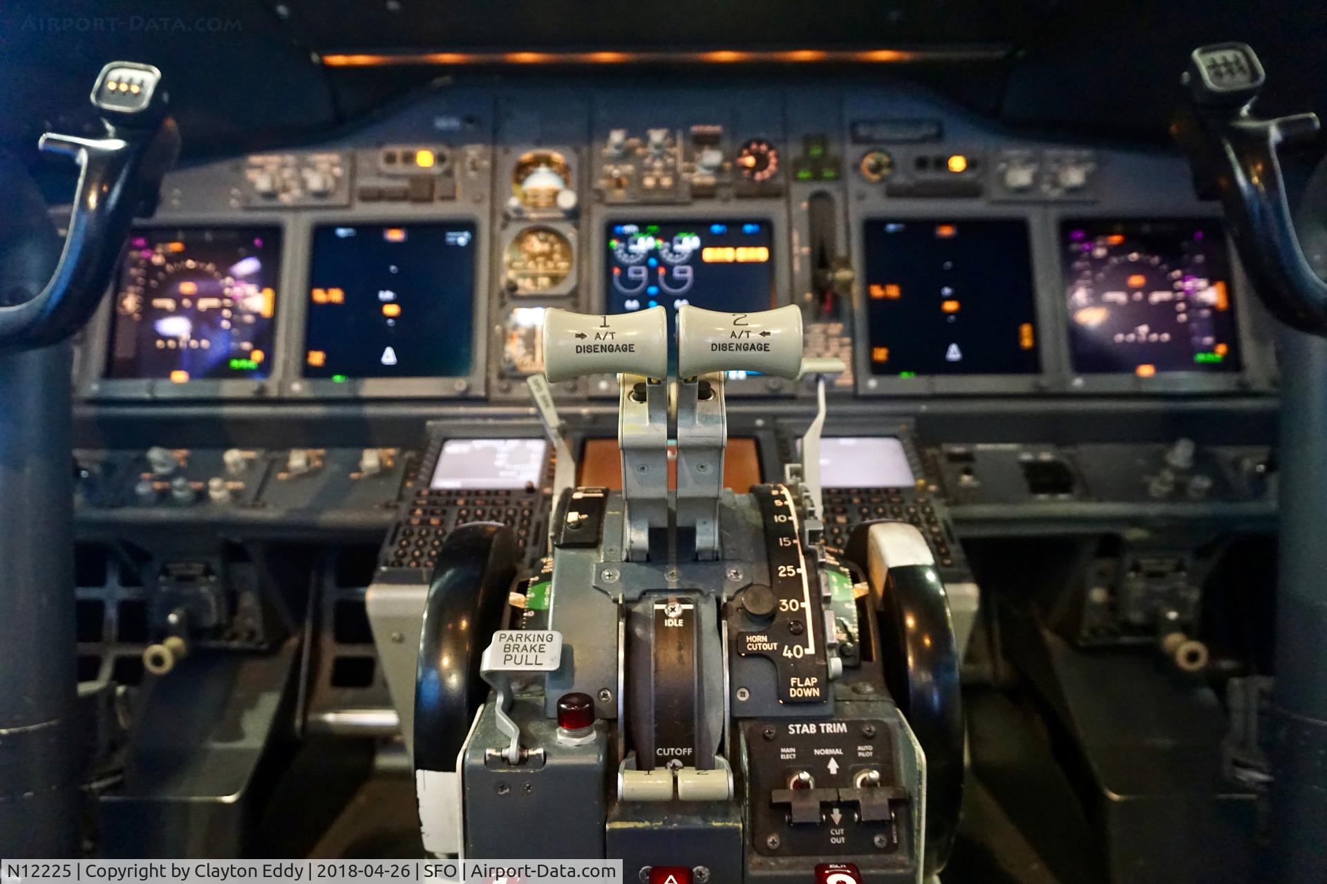 N12225, 1998 Boeing 737-824 C/N 28934, SFO 2018.