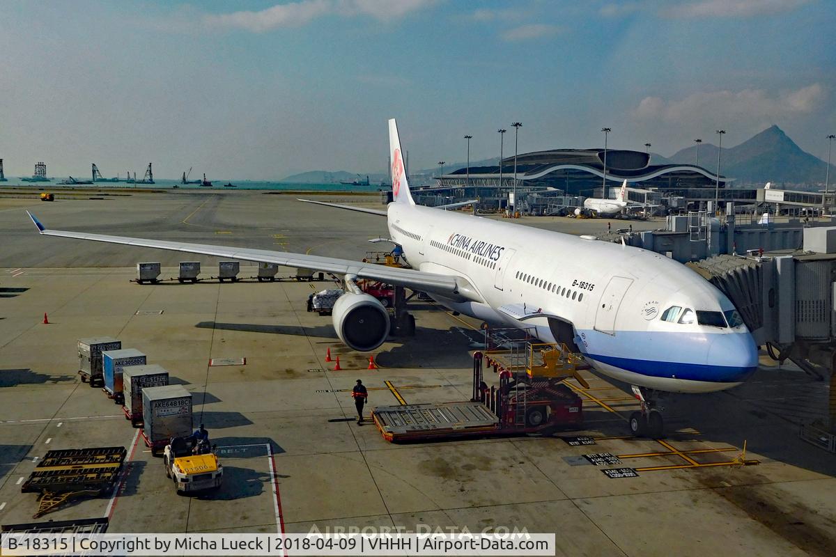 B-18315, 2007 Airbus A330-302 C/N 823, At Hong Kong