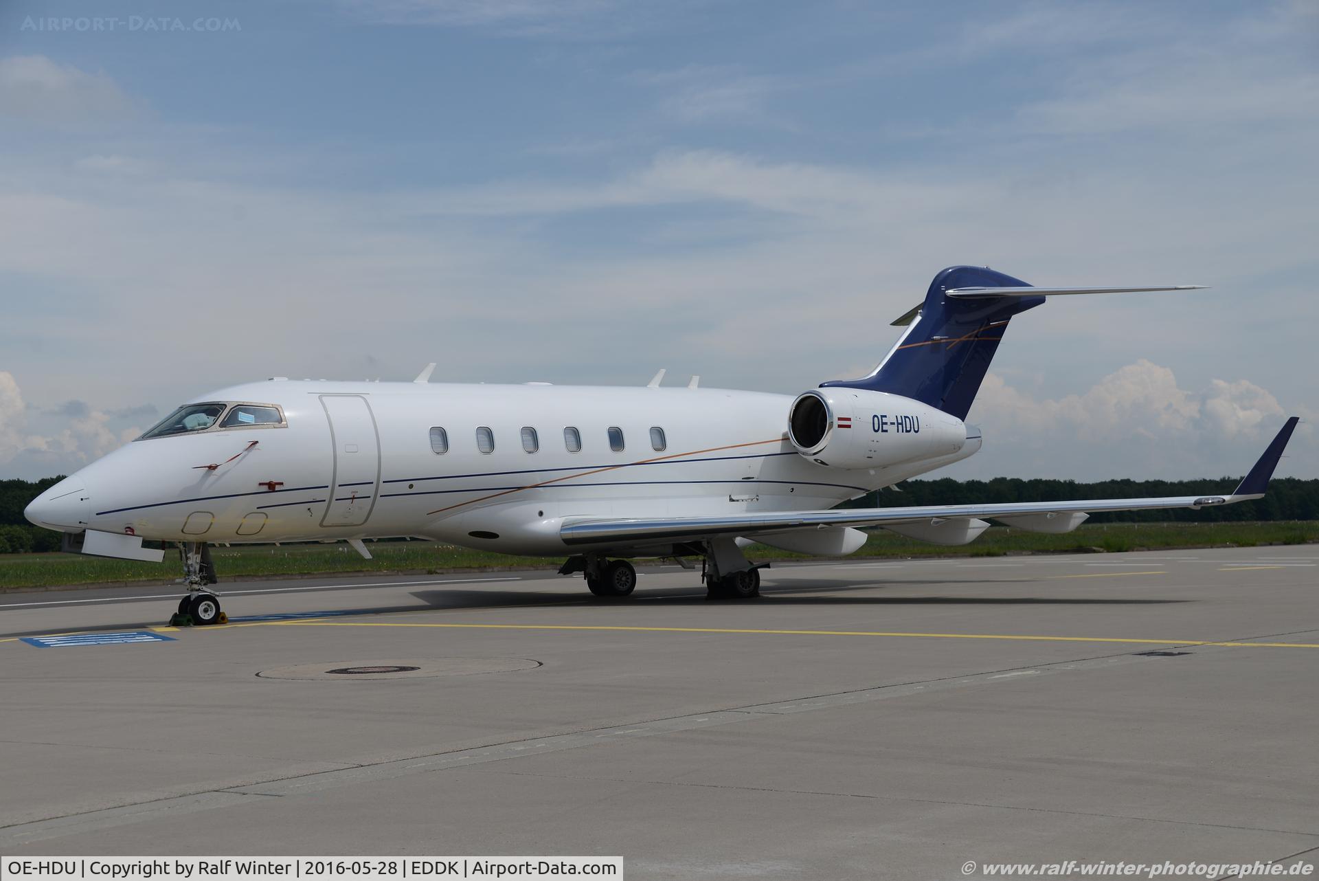 OE-HDU, 2006 Bombardier Challenger 300 (BD-100-1A10) C/N 20094, Bombarider BD-100-1A10 Challenger 300 - LDM Lauda Motion - 20094 - OE-HDU - 28.05.2016 - CGN