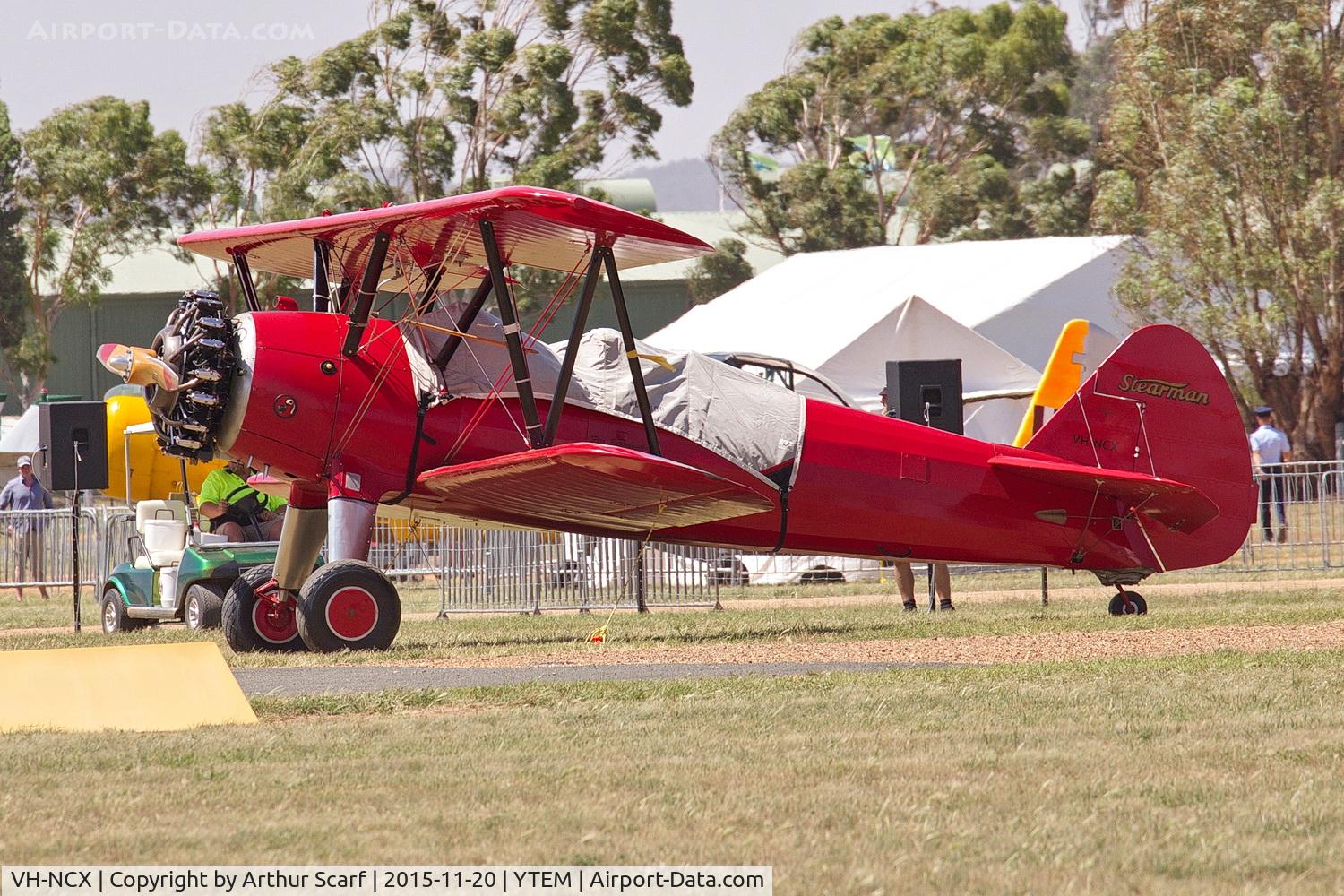 VH-NCX, 1941 Boeing A75L3 C/N 75-1425, Temora Warbirds 2015