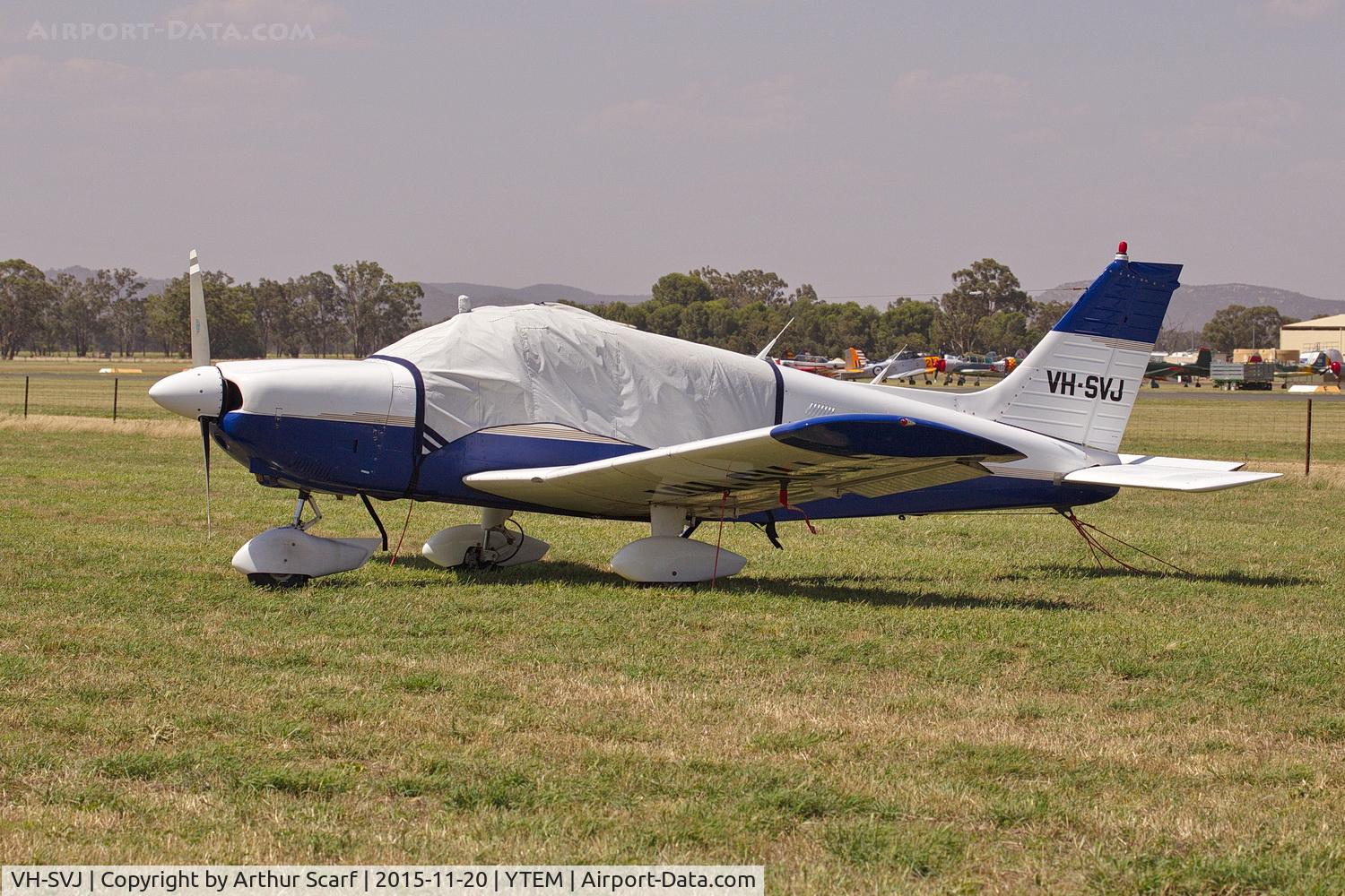 VH-SVJ, 1974 Piper PA-28-180 Cherokee C/N 28-7405174, Temora Warbirds 2015