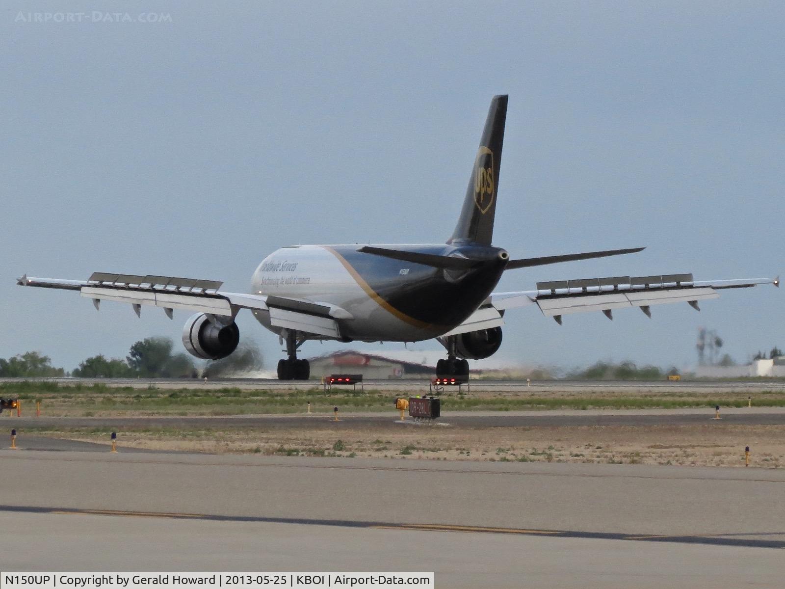N150UP, 2003 Airbus A300F4-622R C/N 833, Landing roll out on RWY 28R.