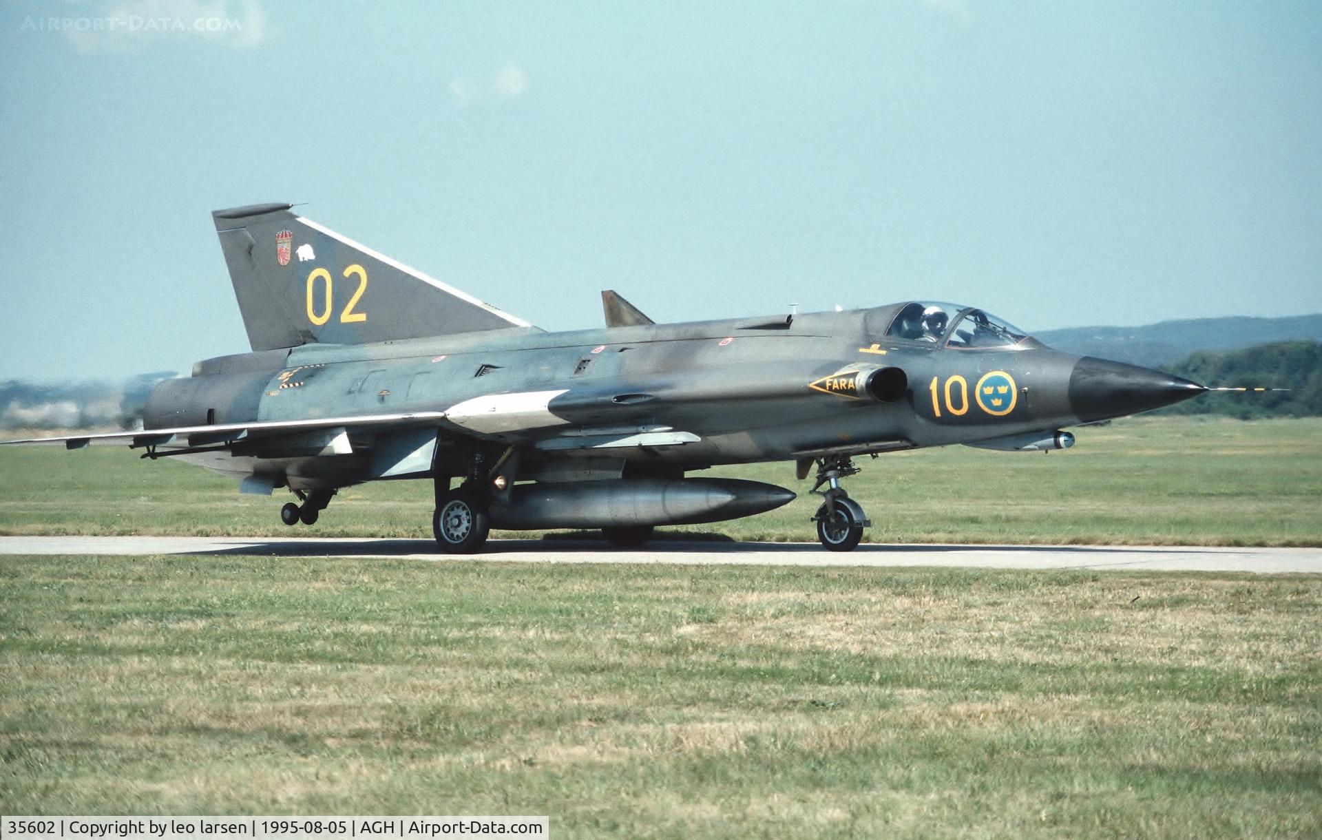 35602, 1970 Saab J-35F Draken C/N 35-602, Ângelholm F.10 Air Show 5.8.1995