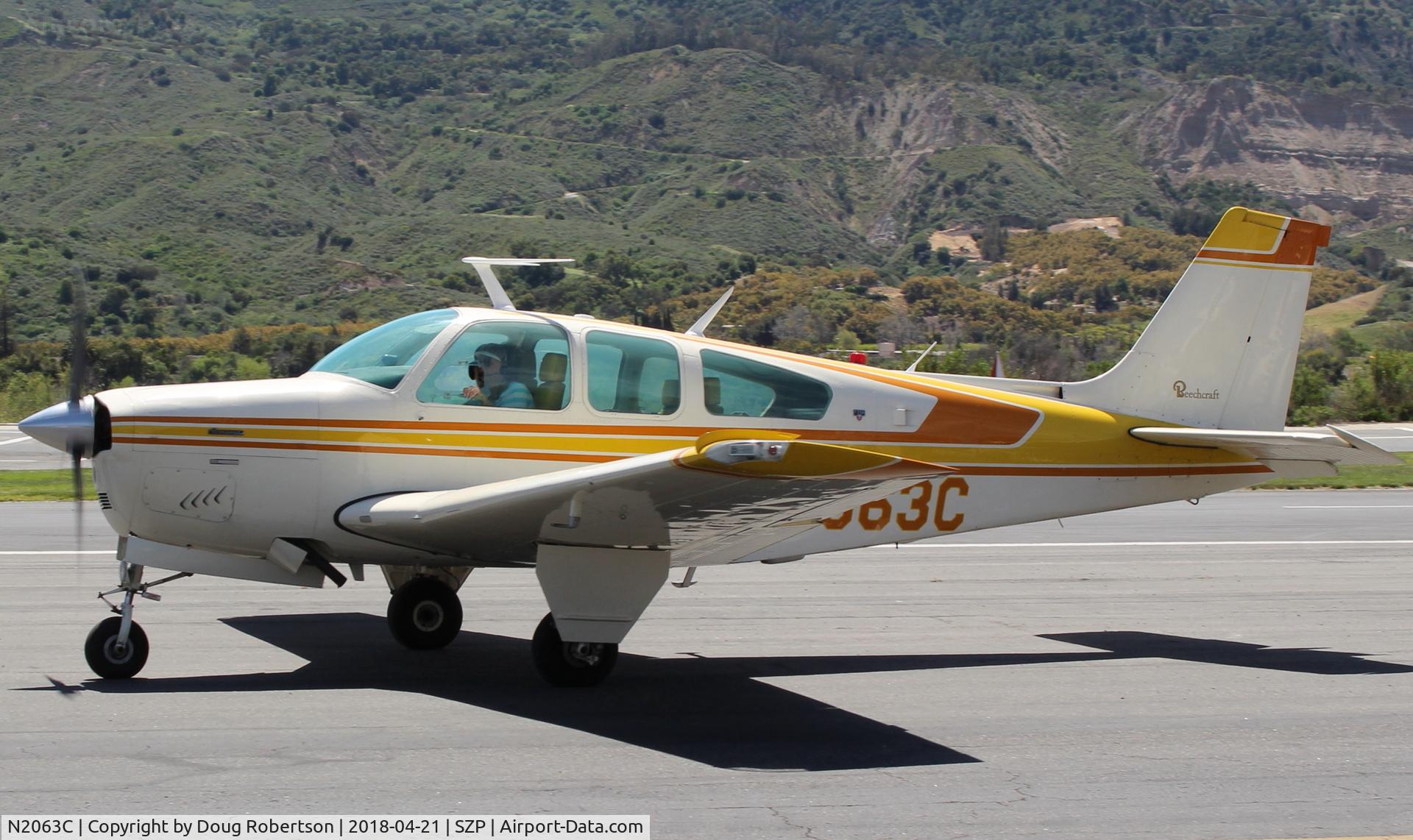 N2063C, 1979 Beech F33A Bonanza C/N CE-838, 1979 Beech F33A BONANZA, Continental IO-520 285 Hp, taxi back after landing