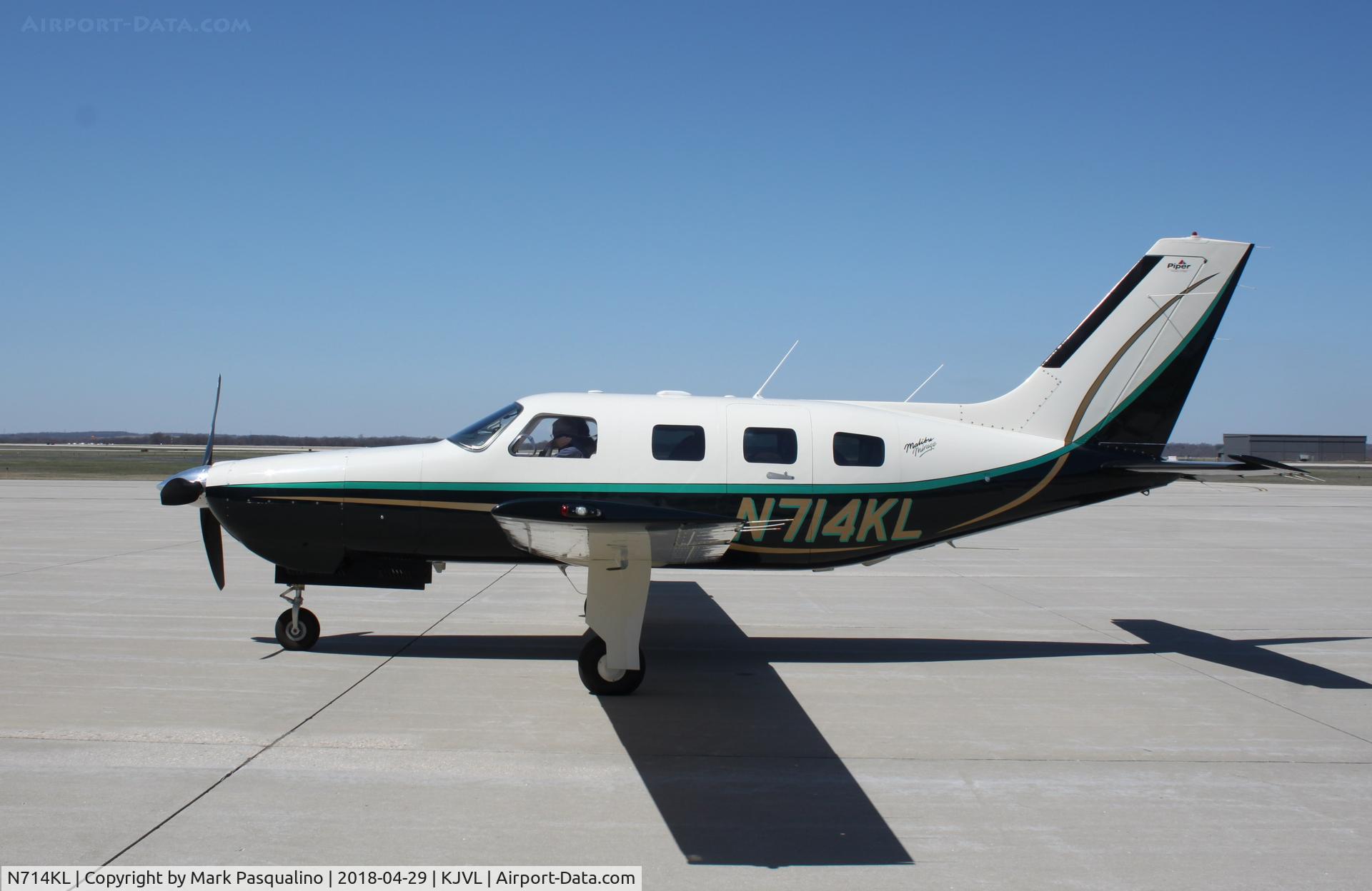 N714KL, 2002 Piper PA-46-350P Malibu Mirage C/N 4636328, Piper PA-46-350P