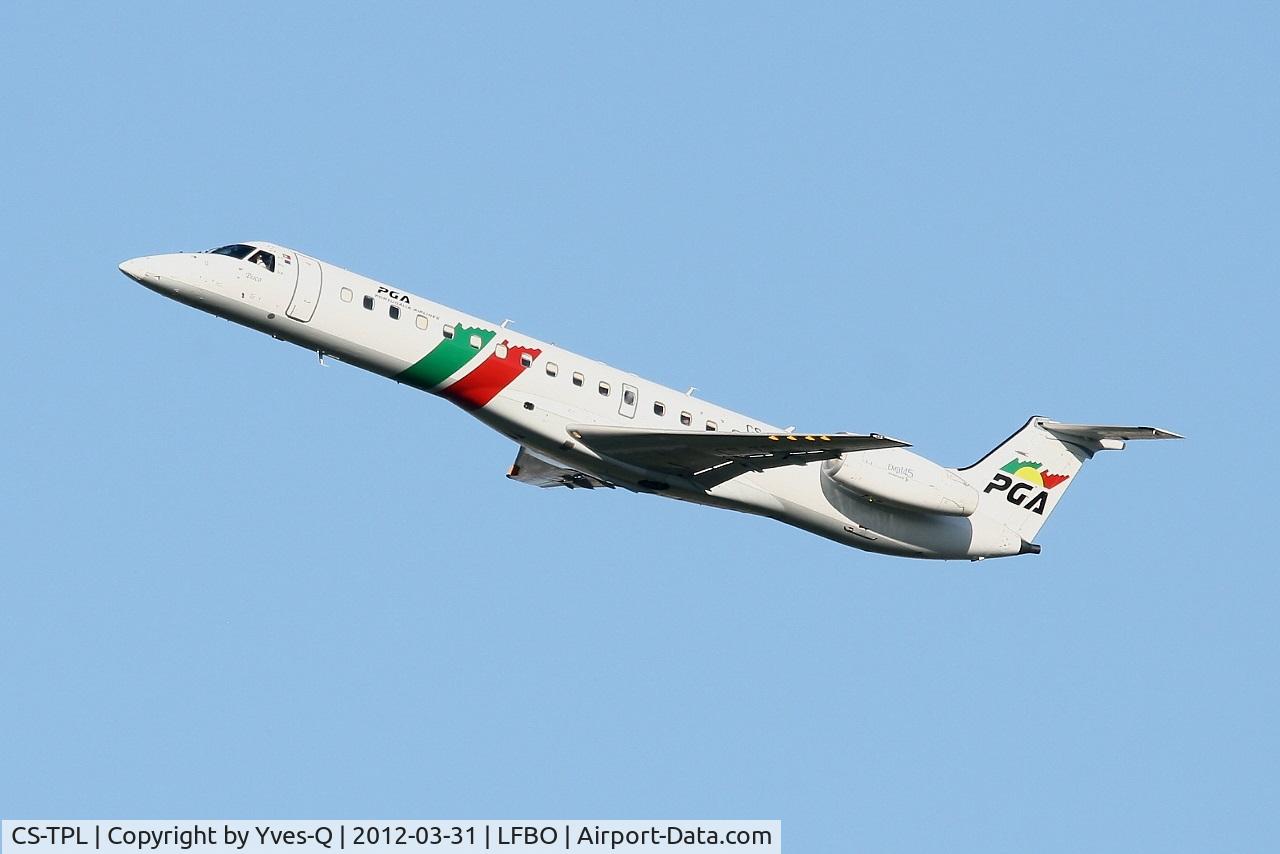 CS-TPL, 1988 Embraer EMB-145EP (ERJ-145EP) C/N 145051, Embraer EMB-145EP, Take off rwy 32R, Toulouse Blagnac Airport (LFBO-TLS)